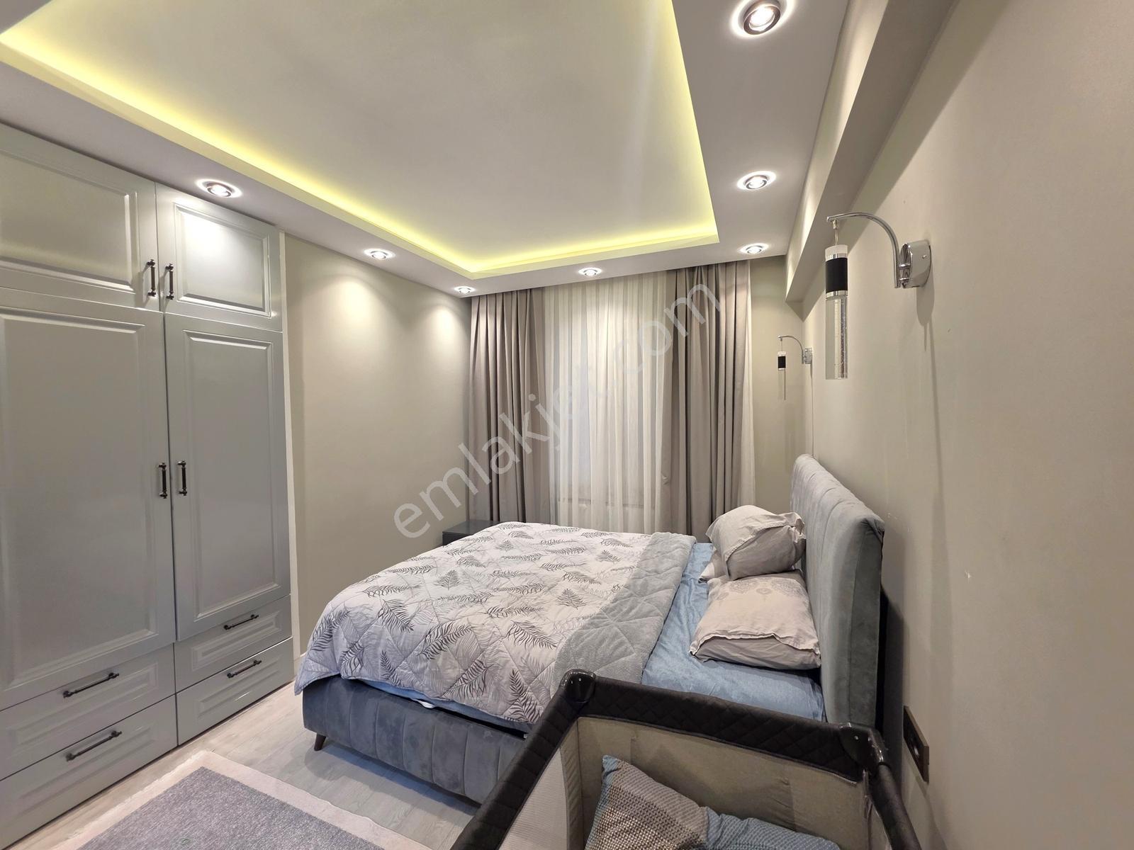 Remaxtan Satılık Avcılarda E-5 Üzerinde Ara Kat 3+1 Daire — fotoğraf 16