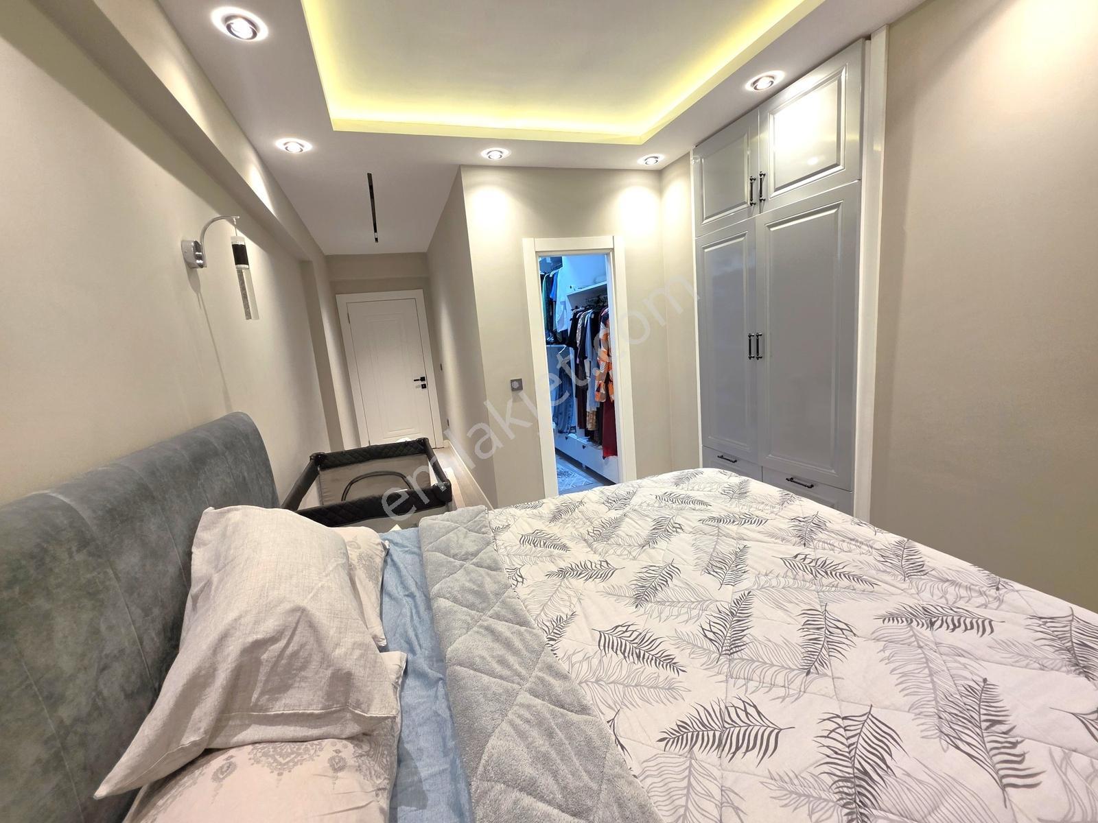 Remaxtan Satılık Avcılarda E-5 Üzerinde Ara Kat 3+1 Daire — fotoğraf 18