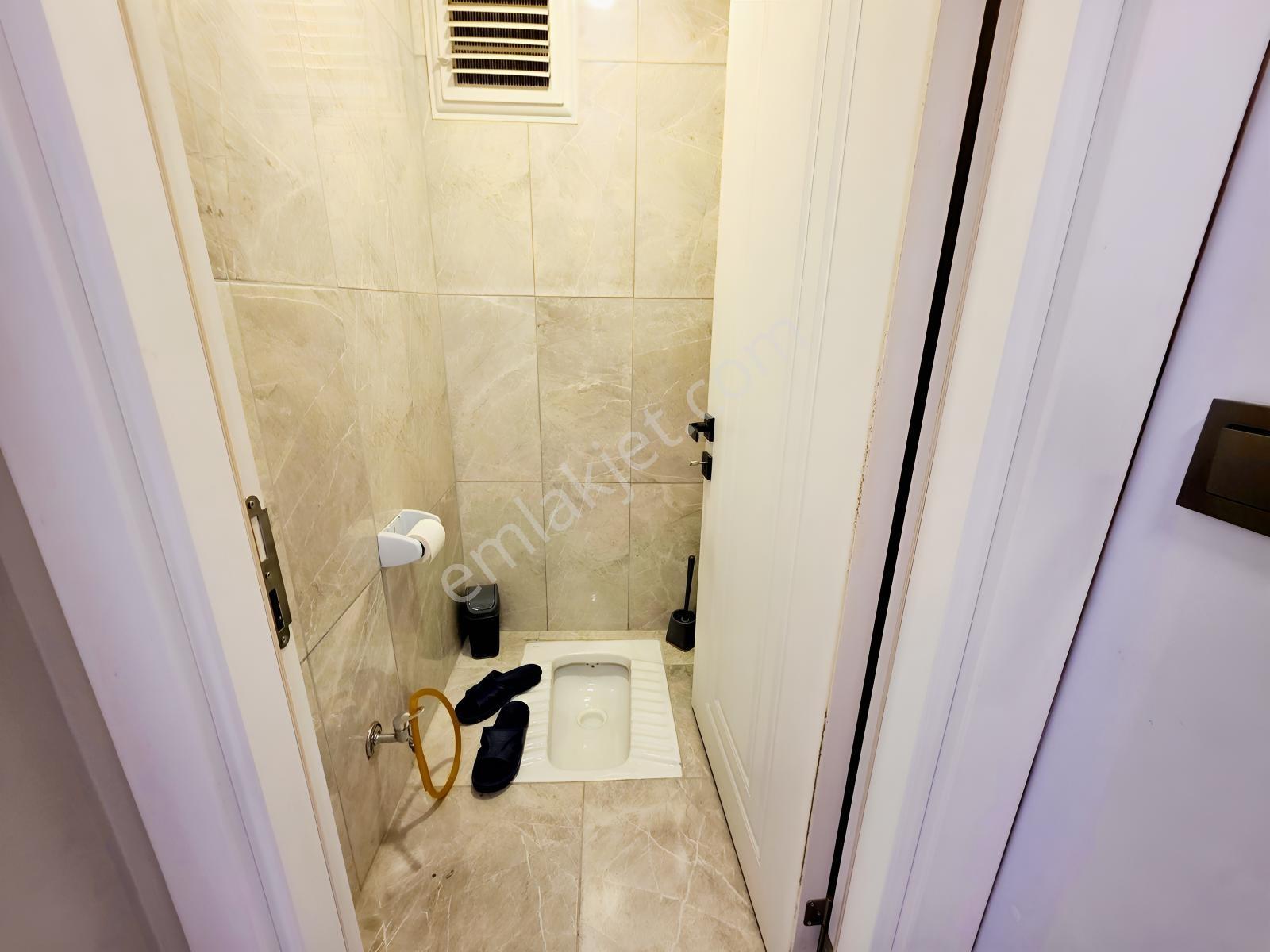 Remaxtan Satılık Avcılarda E-5 Üzerinde Ara Kat 3+1 Daire — fotoğraf 21