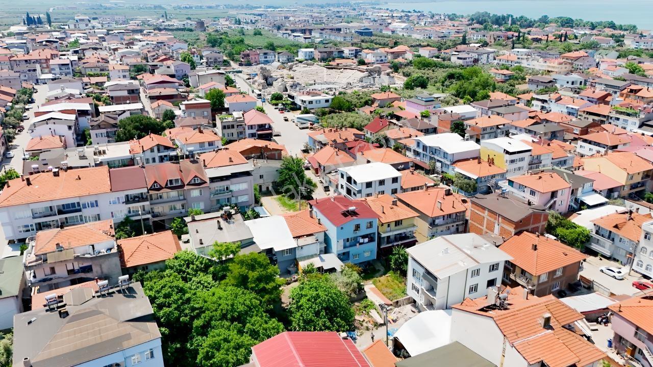 İznik Selçuk Mahallesinde Sahile Yakın 3 Kat İmarlı 200 M² Arsa — fotoğraf 7