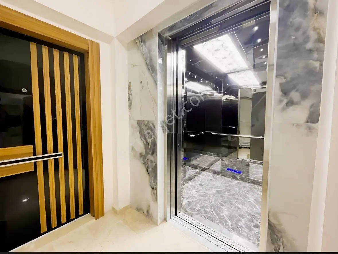 Şirinevler Meydana Ve Metrobüse 300 Metre Mesafede — fotoğraf 3