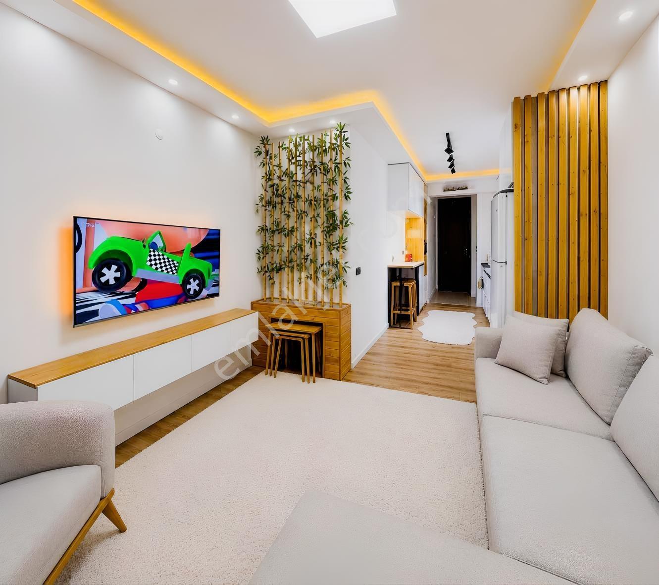 Kuşadası Davutlar'Da Satılık Özel Yapım 2 + 1 Daire