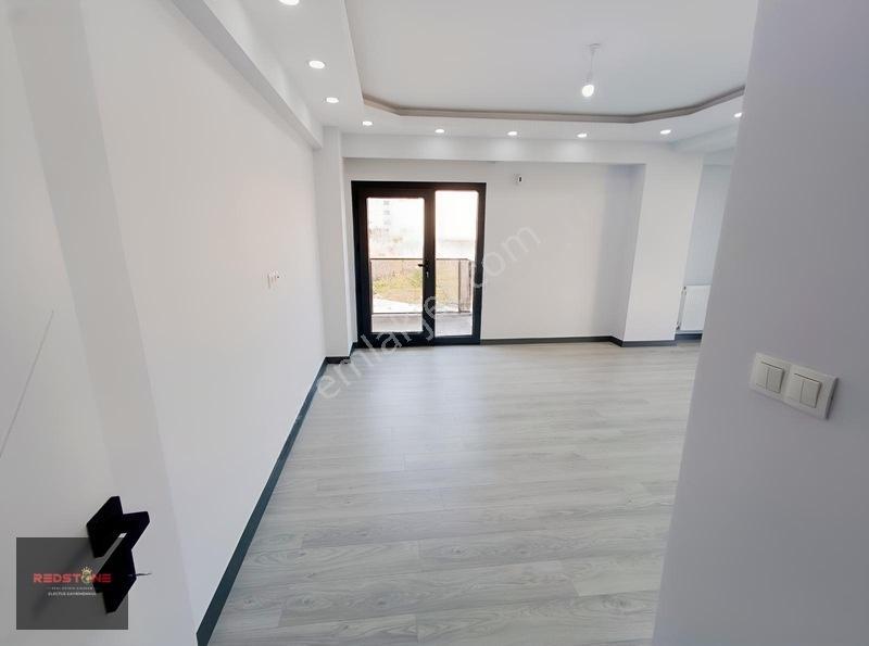Hatip Mahallesi Site İçerisinde 3+1 Ferah Satılık Daire — fotoğraf 5