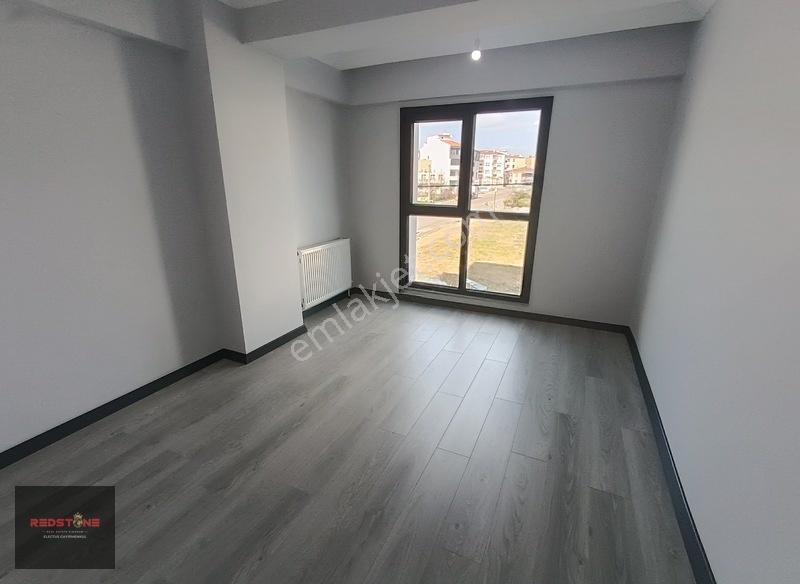 Hatip Mahallesi Site İçerisinde 3+1 Ferah Satılık Daire — fotoğraf 7