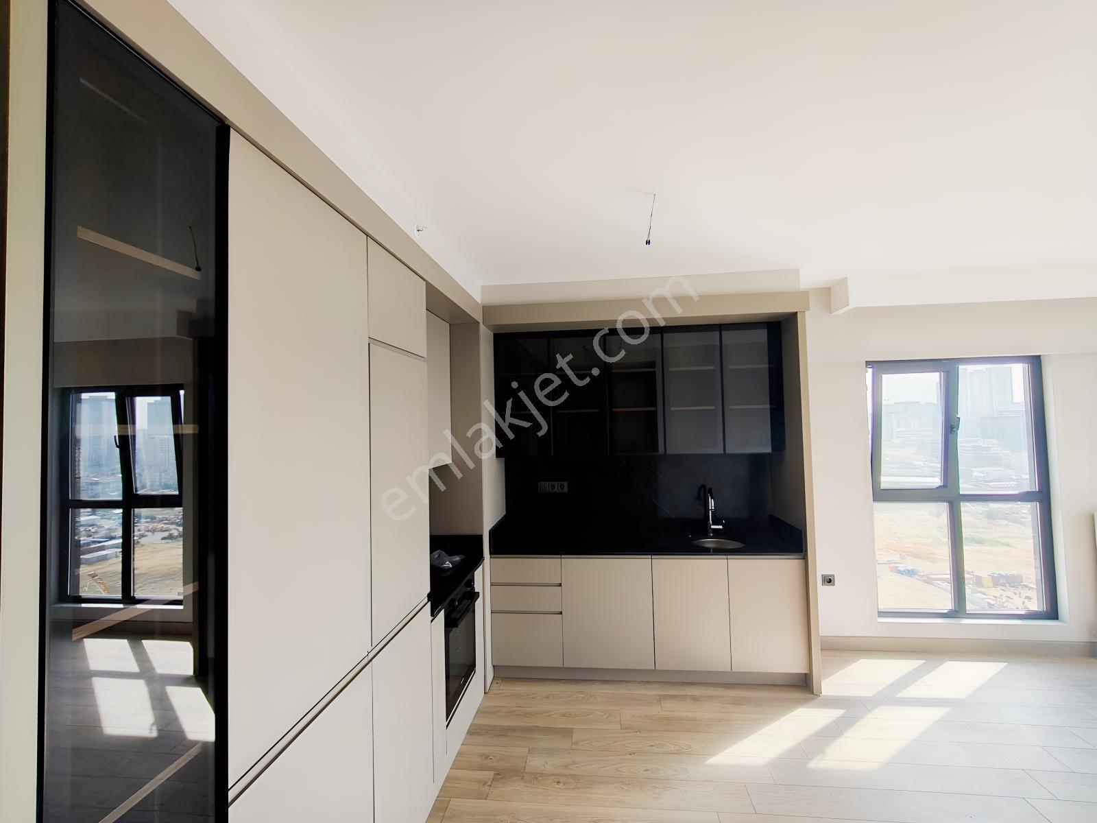 Relax Cadde İki Cepheli Köşe Daire, Satılık 1+1, 13. Kat — fotoğraf 3