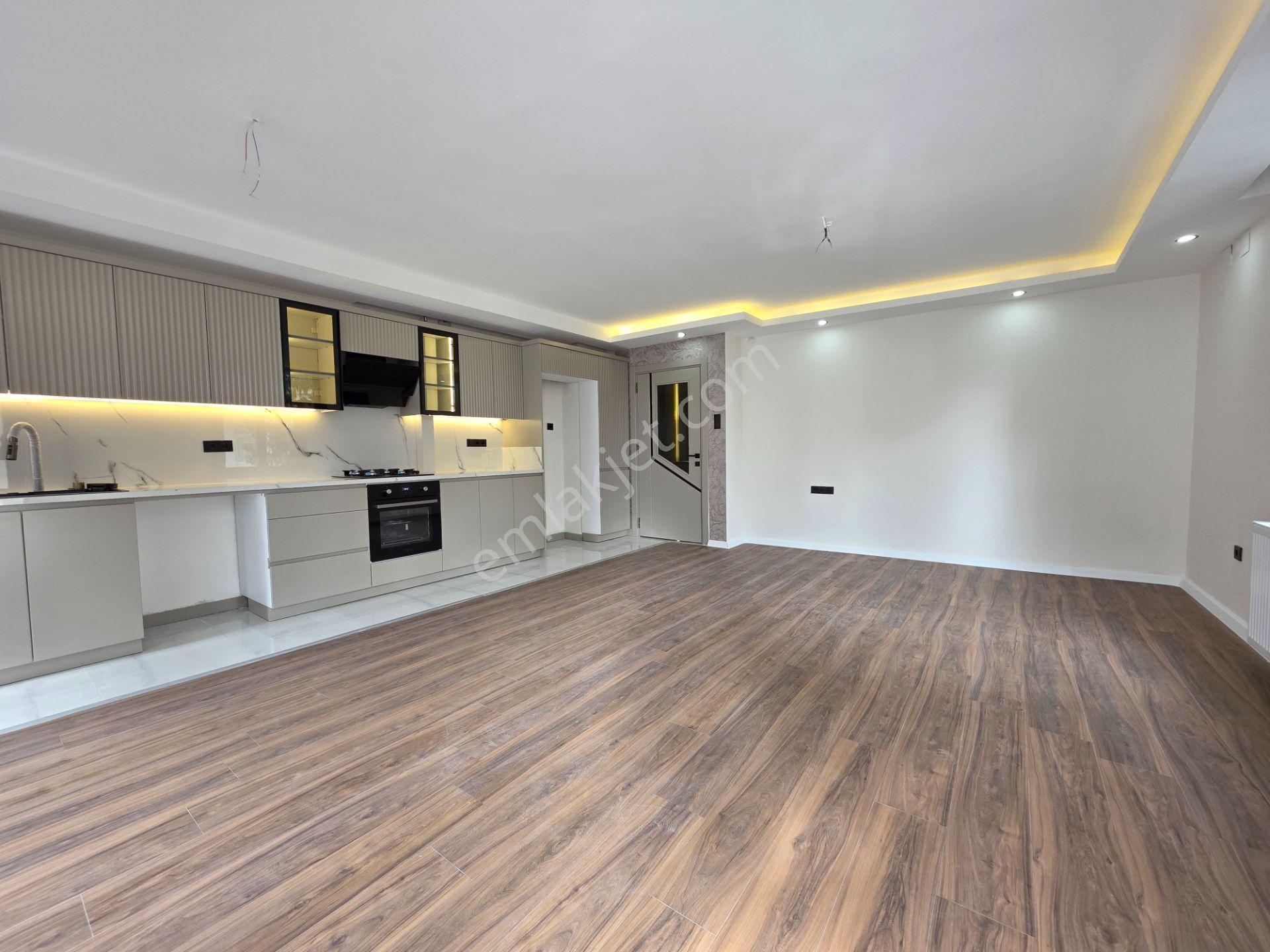 Furkan Kahyaoğlu'ndan K.evrenin Orta Noktasında Lüks Salon Mutfak 4+1 Daire — fotoğraf 6