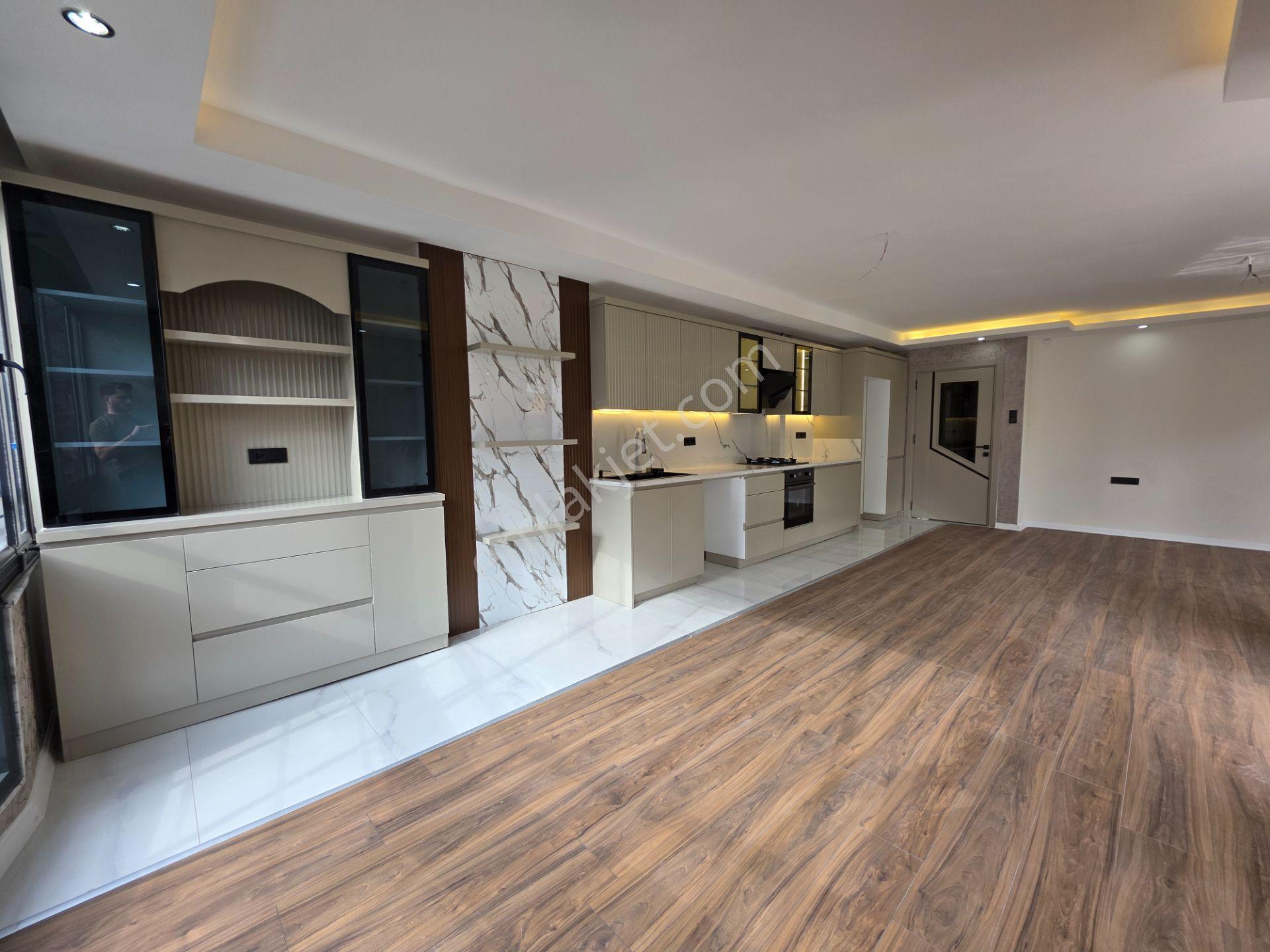 Furkan Kahyaoğlu'ndan K.evrenin Orta Noktasında Lüks Salon Mutfak 4+1 Daire — fotoğraf 7