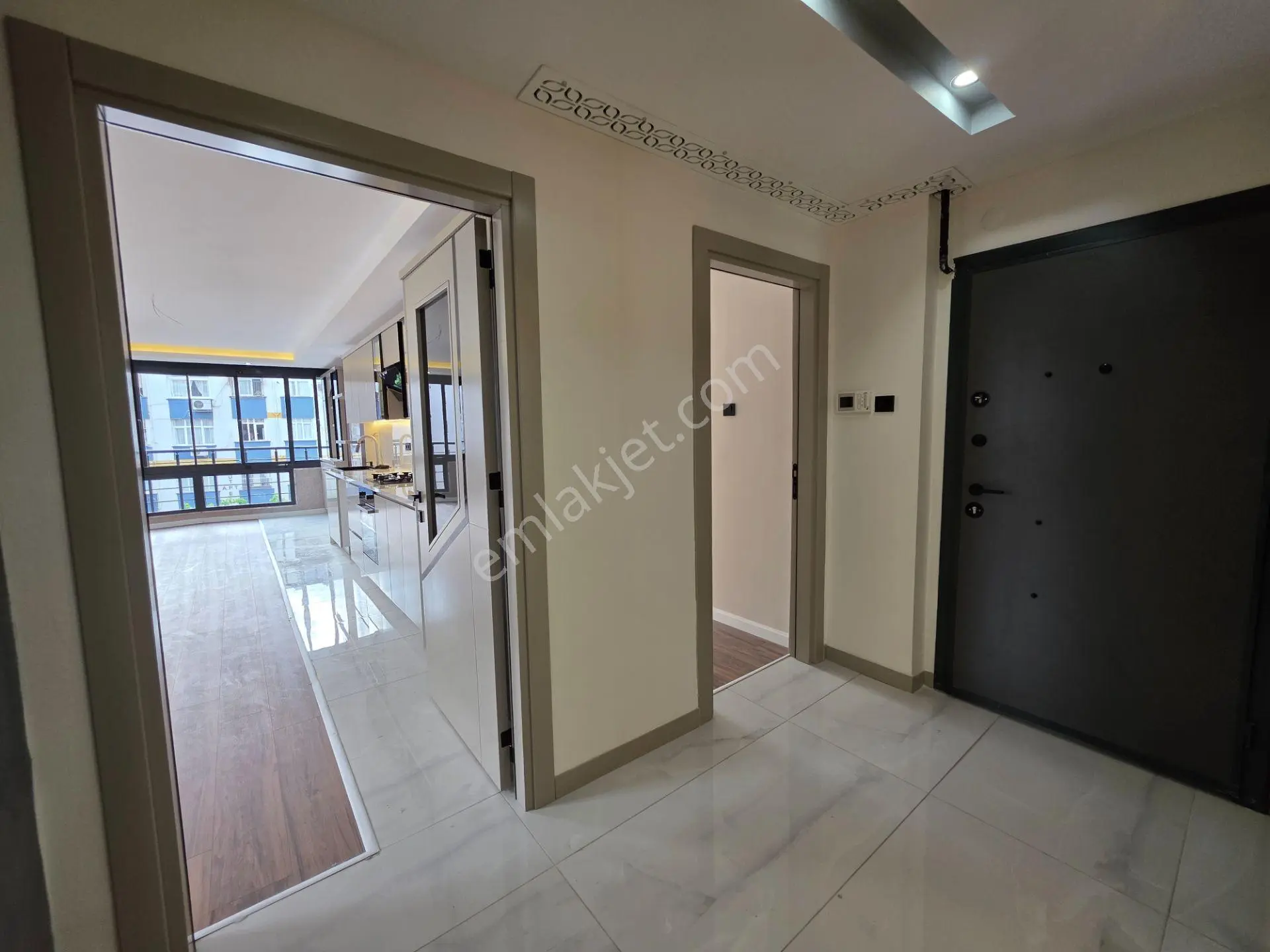 Furkan Kahyaoğlu'ndan K.evrenin Orta Noktasında Lüks Salon Mutfak 4+1 Daire — fotoğraf 45