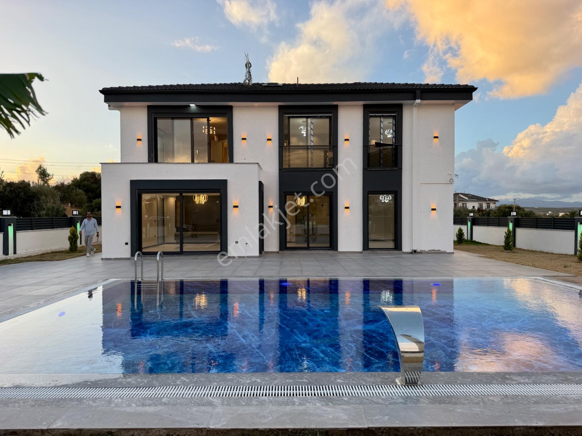Didim’De Satılık 725 M2 Ultra Lüks 4+1 Uygun Fiyatlı Villa