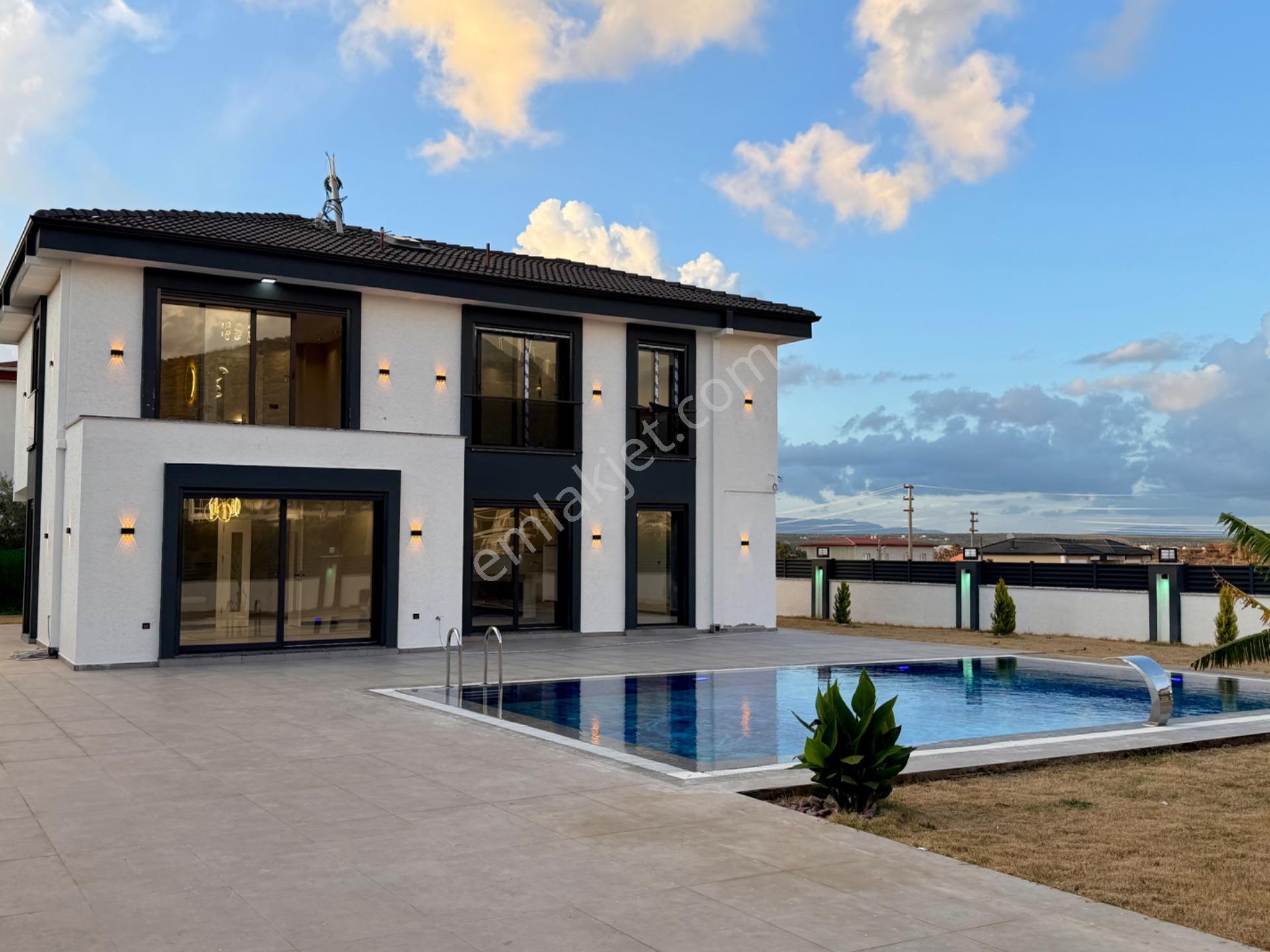 Didim’de Satılık 725 M2 Ultra Lüks 4+1 Uygun Fiyatlı Villa — fotoğraf 2