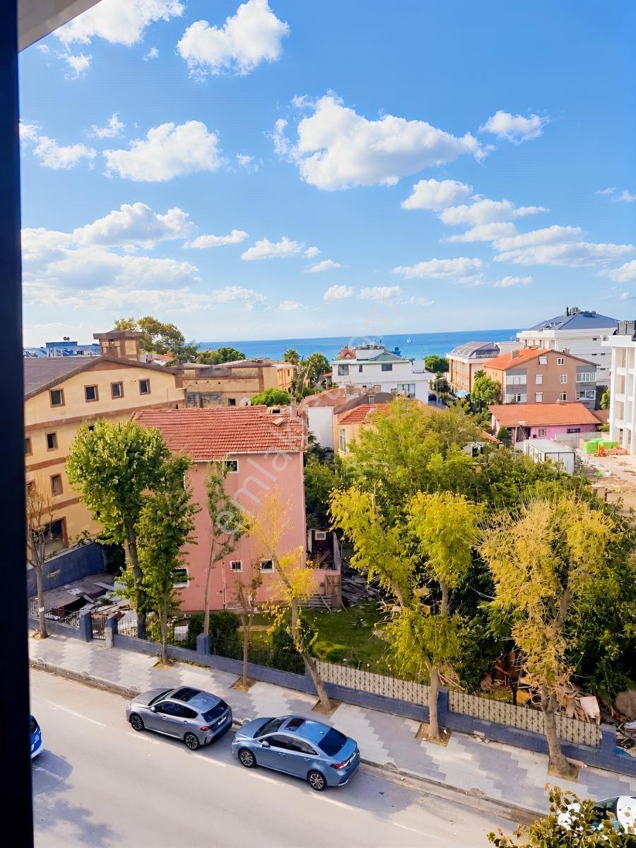 Özgün Emlaktan Sahilde Deniz Manzaralı 3+1-site İçinde Lüx Daire — fotoğraf 11