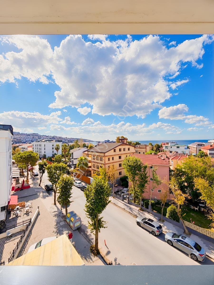 Özgün Emlaktan Sahilde Deniz Manzaralı 3+1-site İçinde Lüx Daire — fotoğraf 12