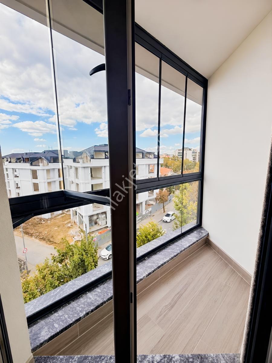 Özgün Emlaktan Sahilde Deniz Manzaralı 3+1-site İçinde Lüx Daire — fotoğraf 14