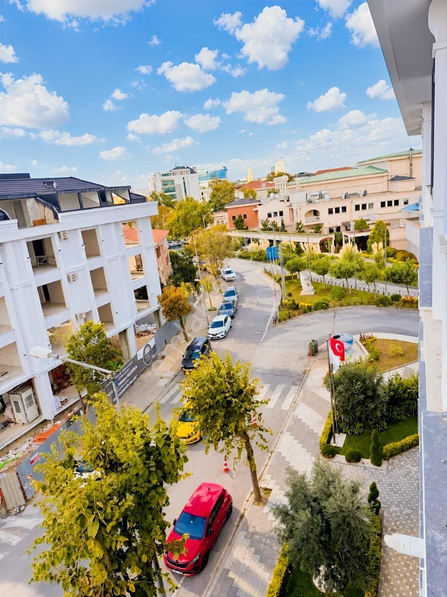 Özgün Emlaktan Sahilde Deniz Manzaralı 3+1-site İçinde Lüx Daire — fotoğraf 15