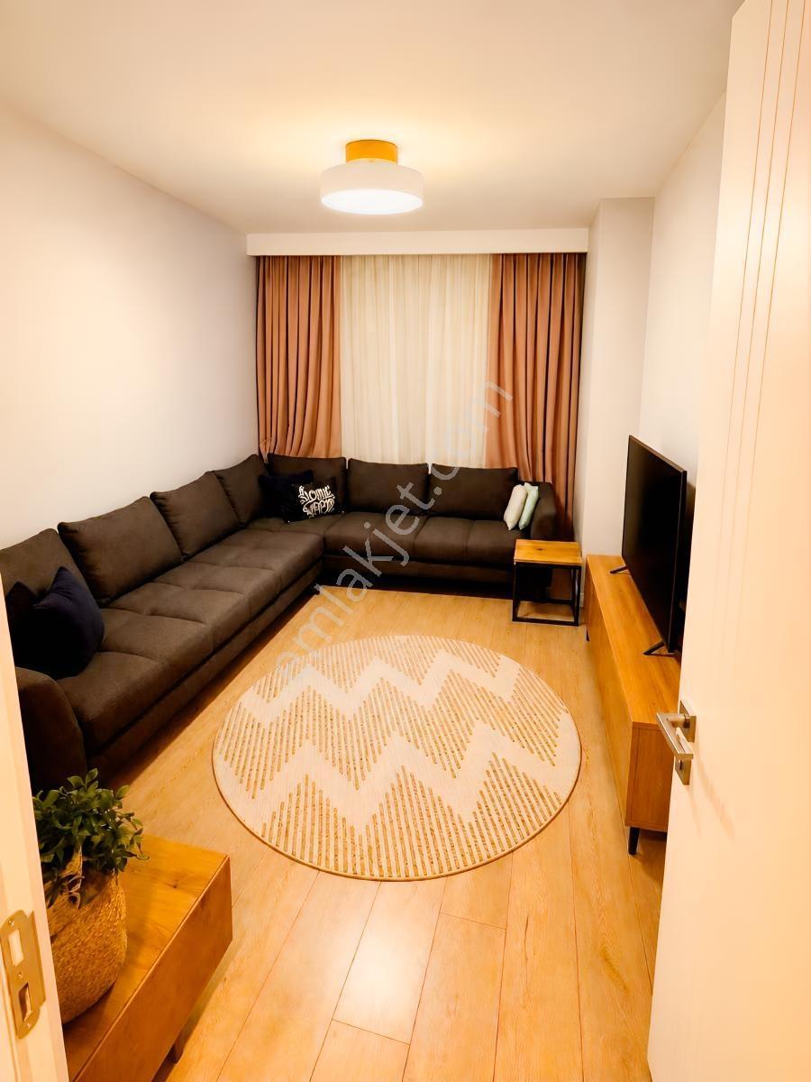 Özgün Emlaktan Sahilde Deniz Manzaralı 3+1-site İçinde Lüx Daire — fotoğraf 16
