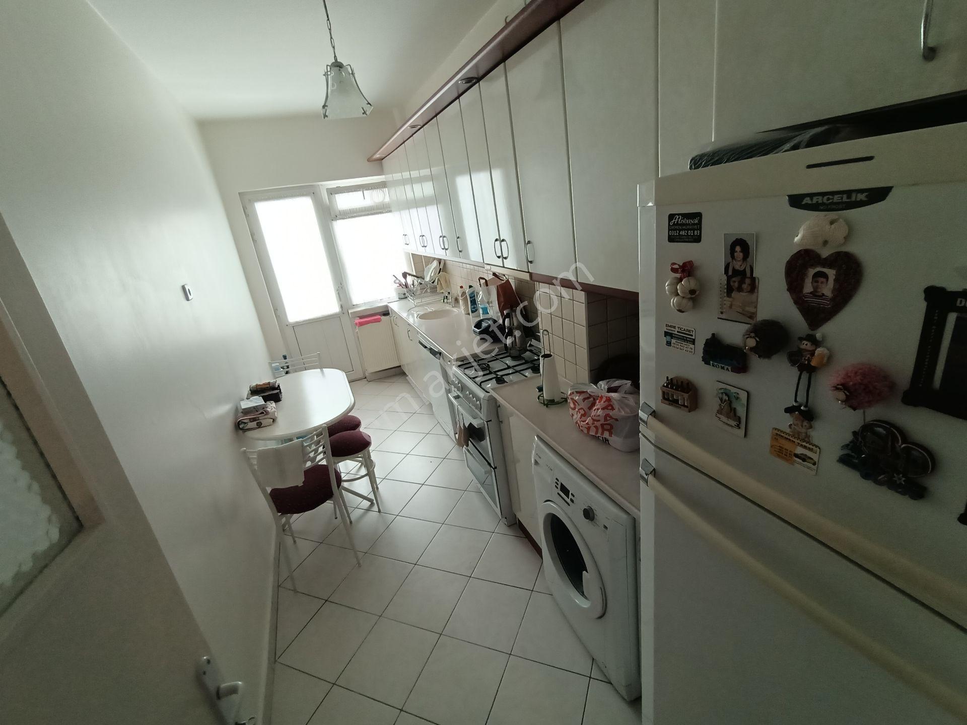 Asyapıdan 3+1 120m2 Dikmen Caddesinde Full Yapılı Lüx Kaloriferli — fotoğraf 6