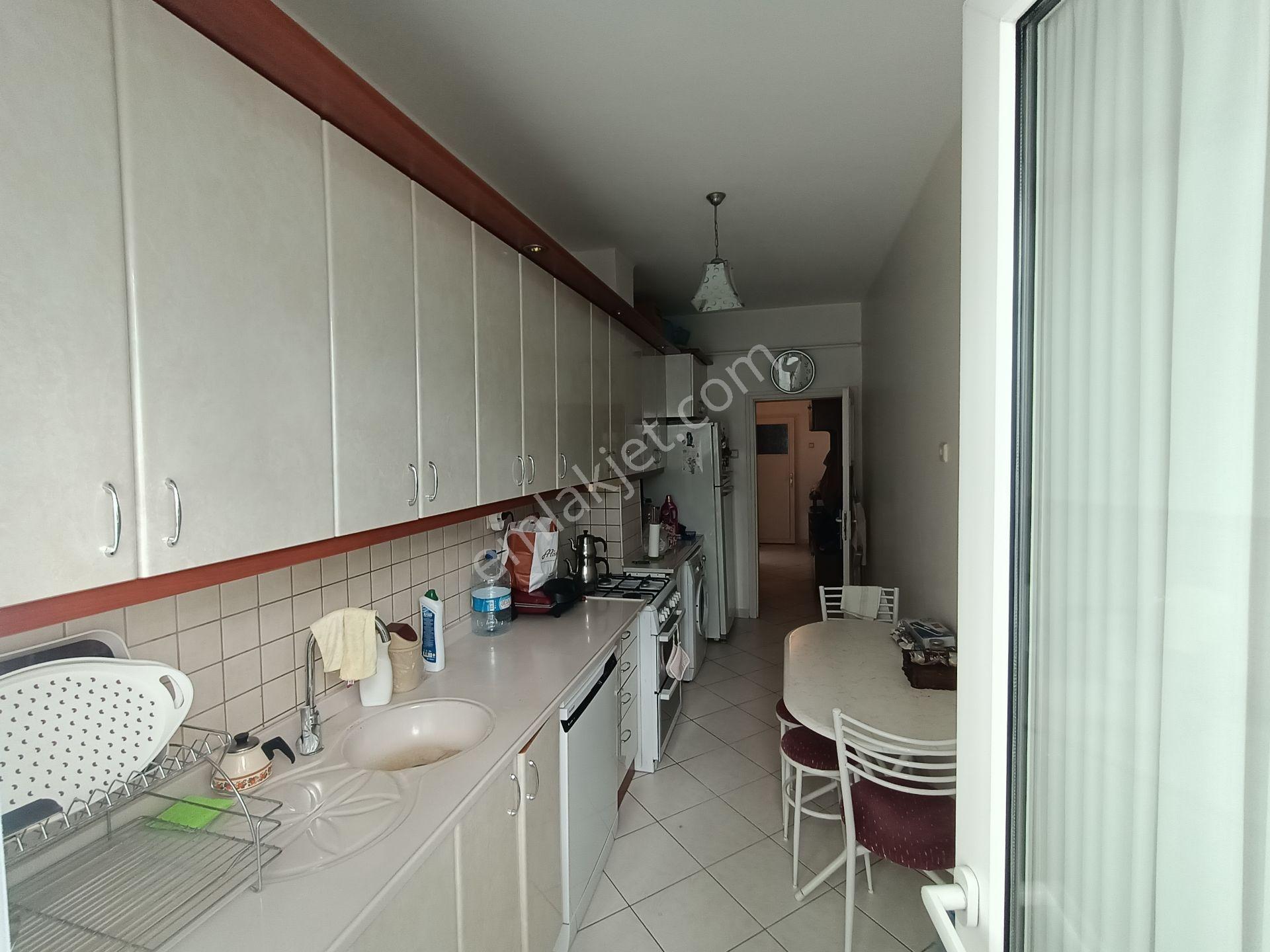Asyapıdan 3+1 120m2 Dikmen Caddesinde Full Yapılı Lüx Kaloriferli — fotoğraf 7