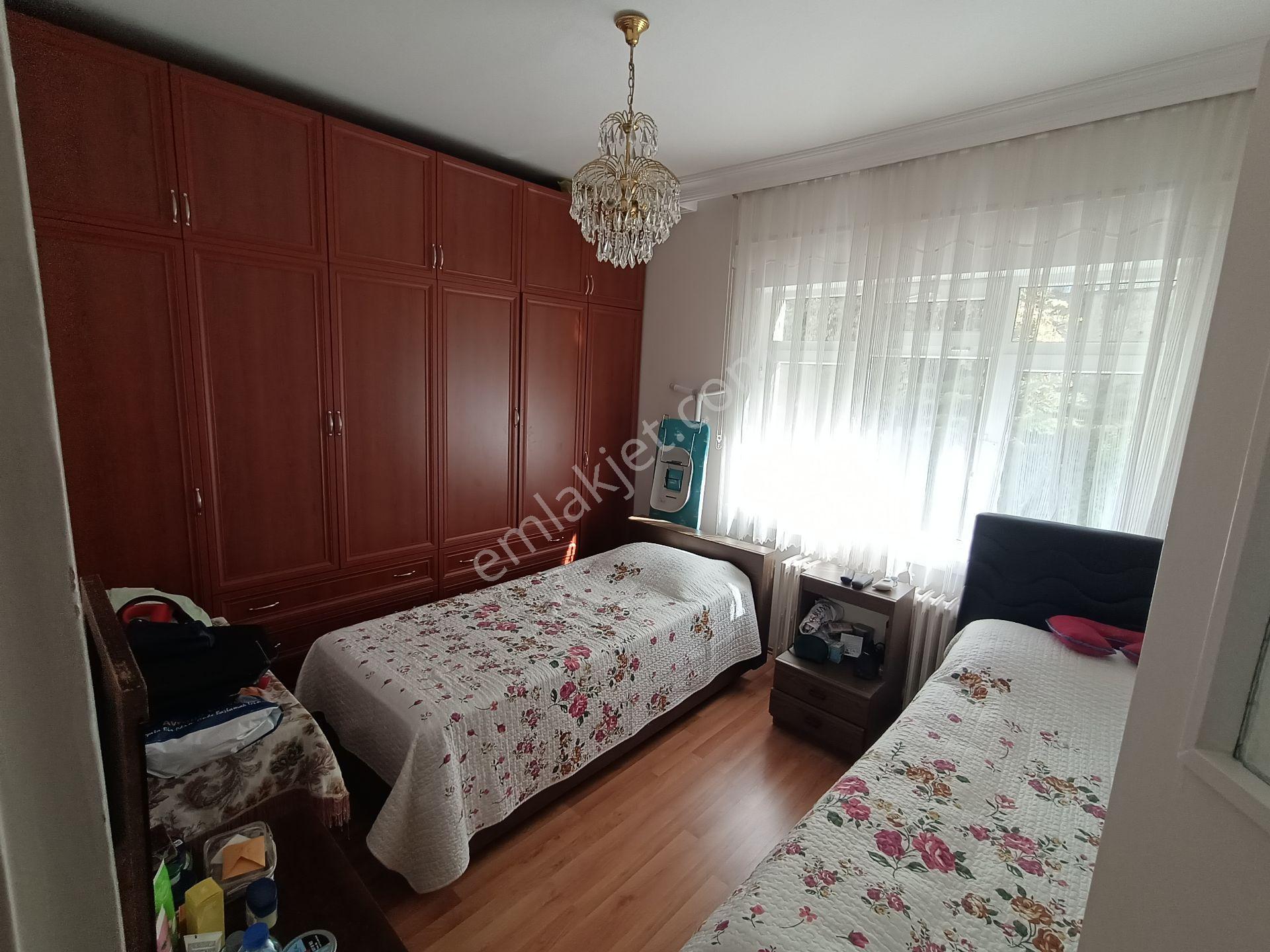 Asyapıdan 3+1 120m2 Dikmen Caddesinde Full Yapılı Lüx Kaloriferli — fotoğraf 12