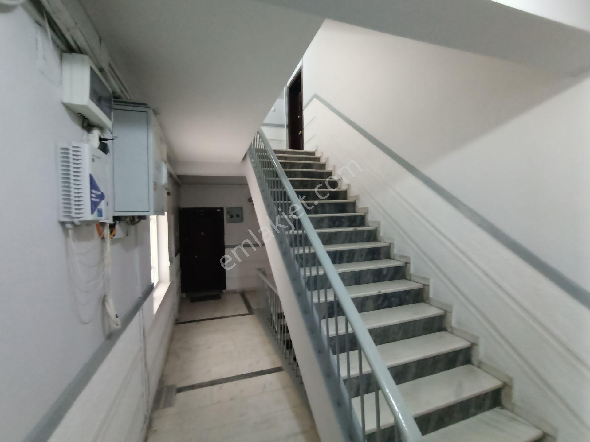 Asyapıdan 3+1 120m2 Dikmen Caddesinde Full Yapılı Lüx Kaloriferli — fotoğraf 22