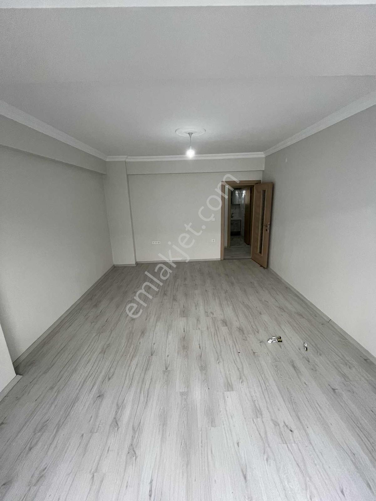 Kızılpınarın En İşlek Caddesınde Acilll Satılık Sıfır 3+1 Daire — fotoğraf 2