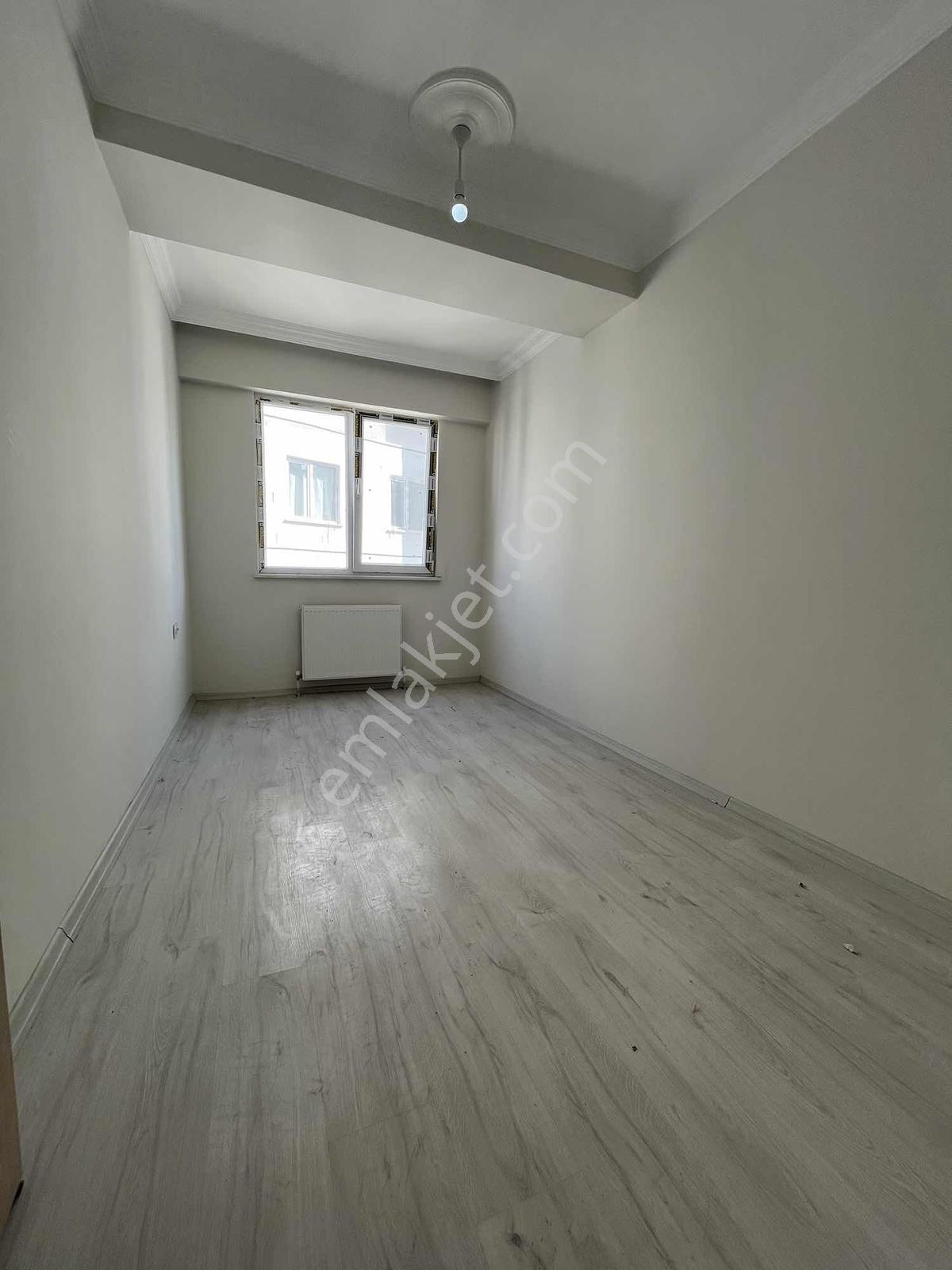Kızılpınarın En İşlek Caddesınde Acilll Satılık Sıfır 3+1 Daire — fotoğraf 4