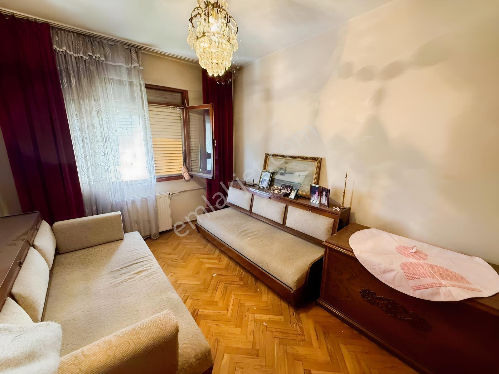 Karşıyaka Nergiz'de Geniş Satılık 4+1 Daire — fotoğraf 9