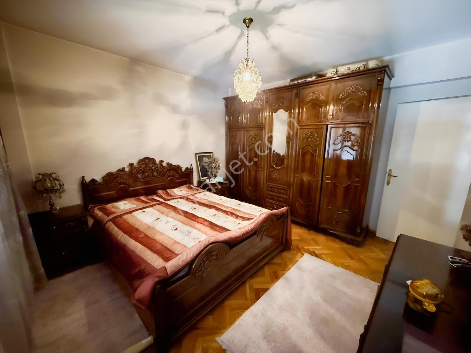 Karşıyaka Nergiz'de Geniş Satılık 4+1 Daire — fotoğraf 12
