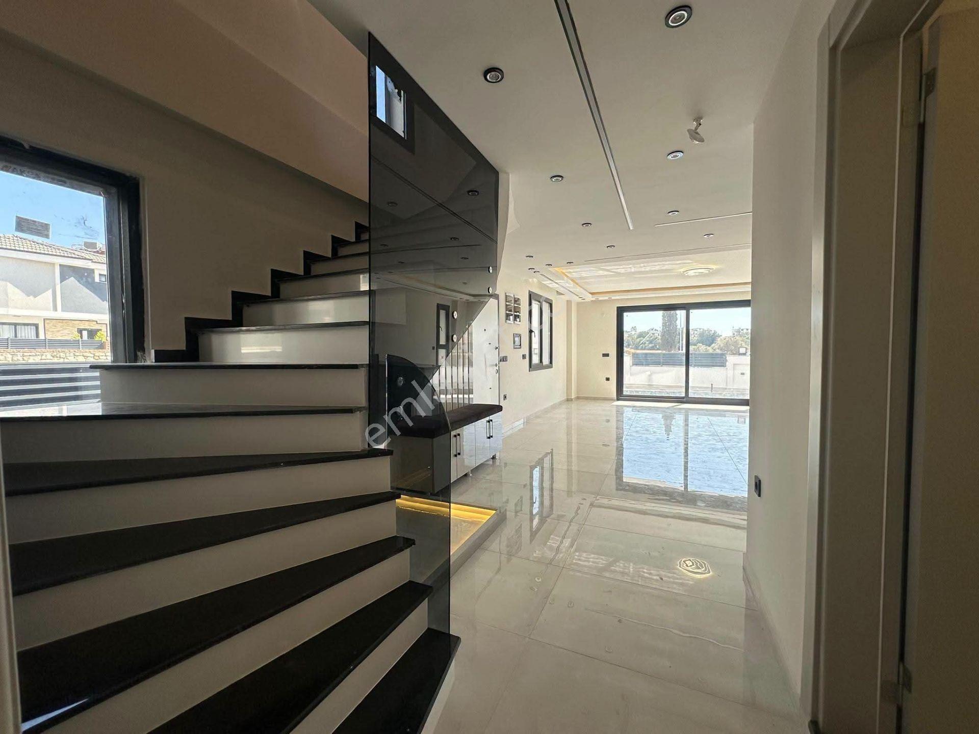 Aydın Didim De 4+1 Tam Mustakil Alt Katta Odası Ve Havuzu Olan Akılı Villa — fotoğraf 26