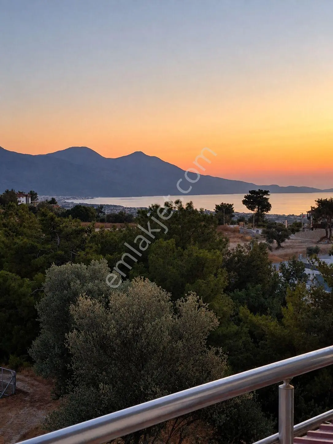 Kuşadası Sogucak'da 4 Oda 1 Salon Triplex Villa — fotoğraf 4
