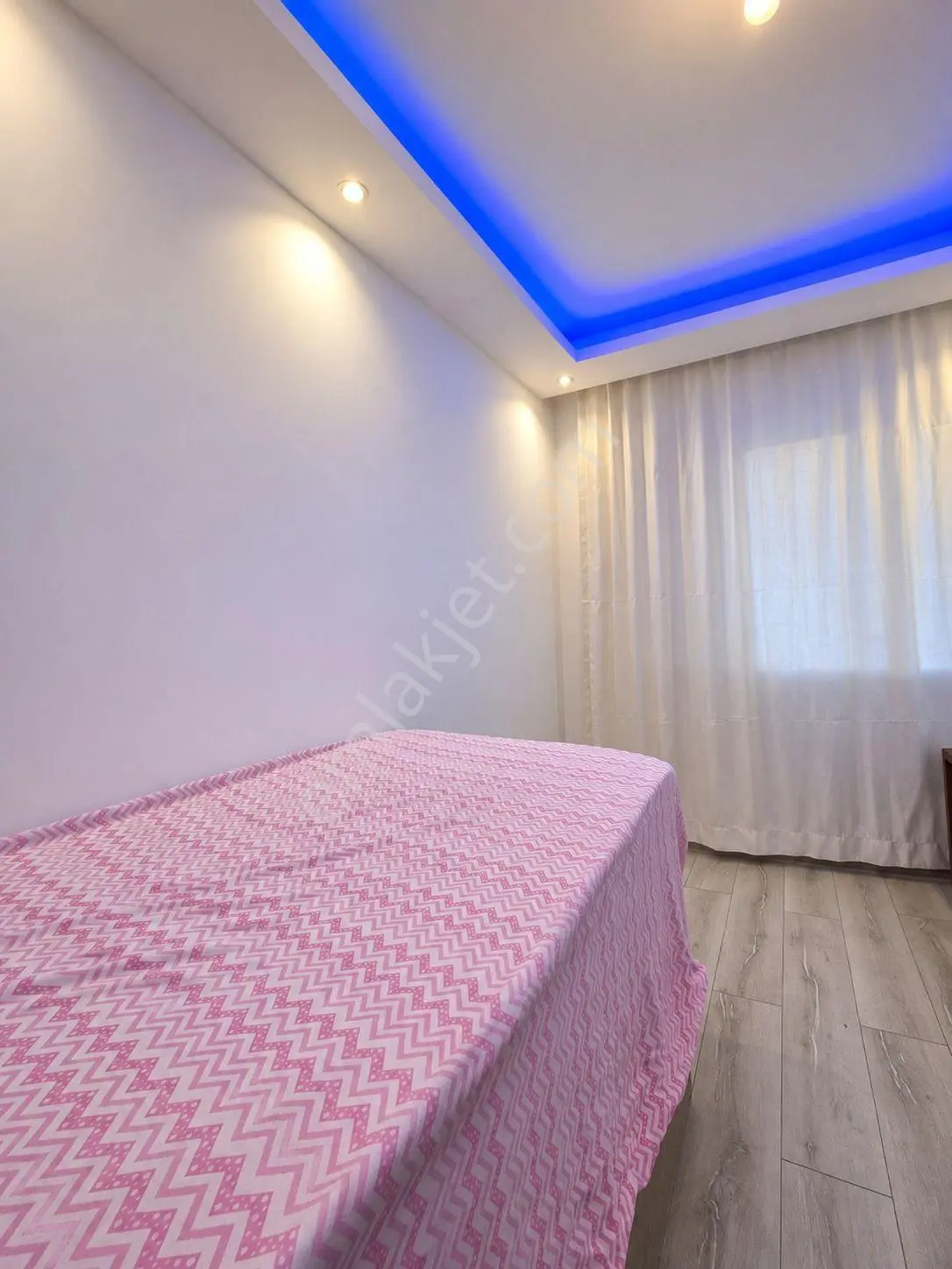 Kuşadası Sogucak'da 4 Oda 1 Salon Triplex Villa — fotoğraf 18