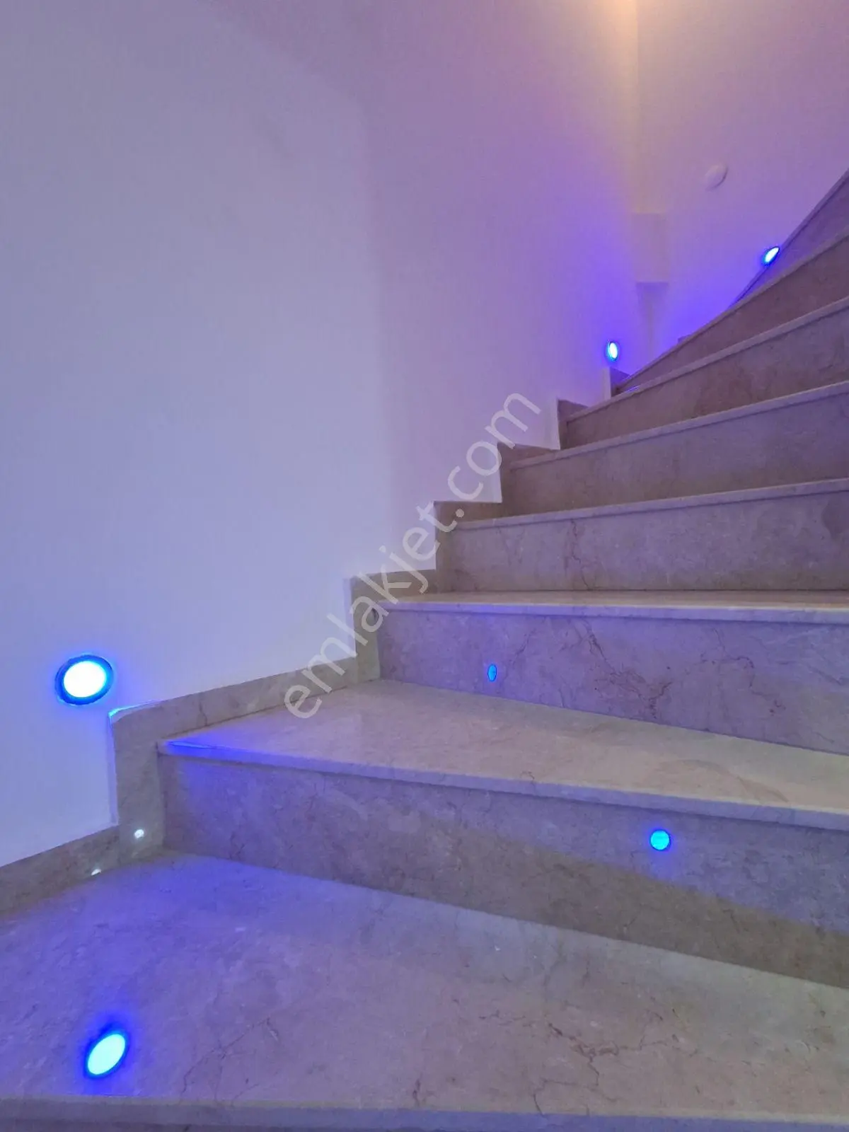 Kuşadası Sogucak'da 4 Oda 1 Salon Triplex Villa — fotoğraf 21