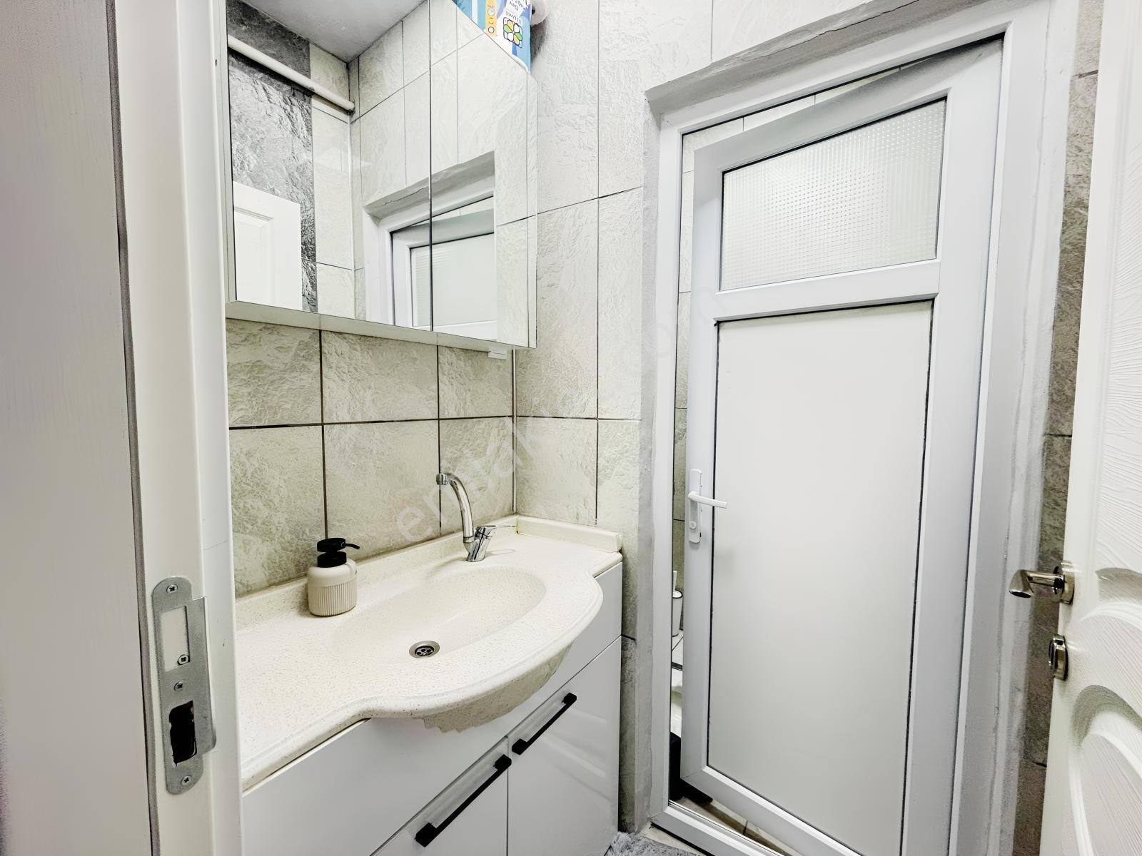 Başkent Hastanesine Yürüme Mesafesinde Akşemsettinde 3+1 Daire — fotoğraf 14