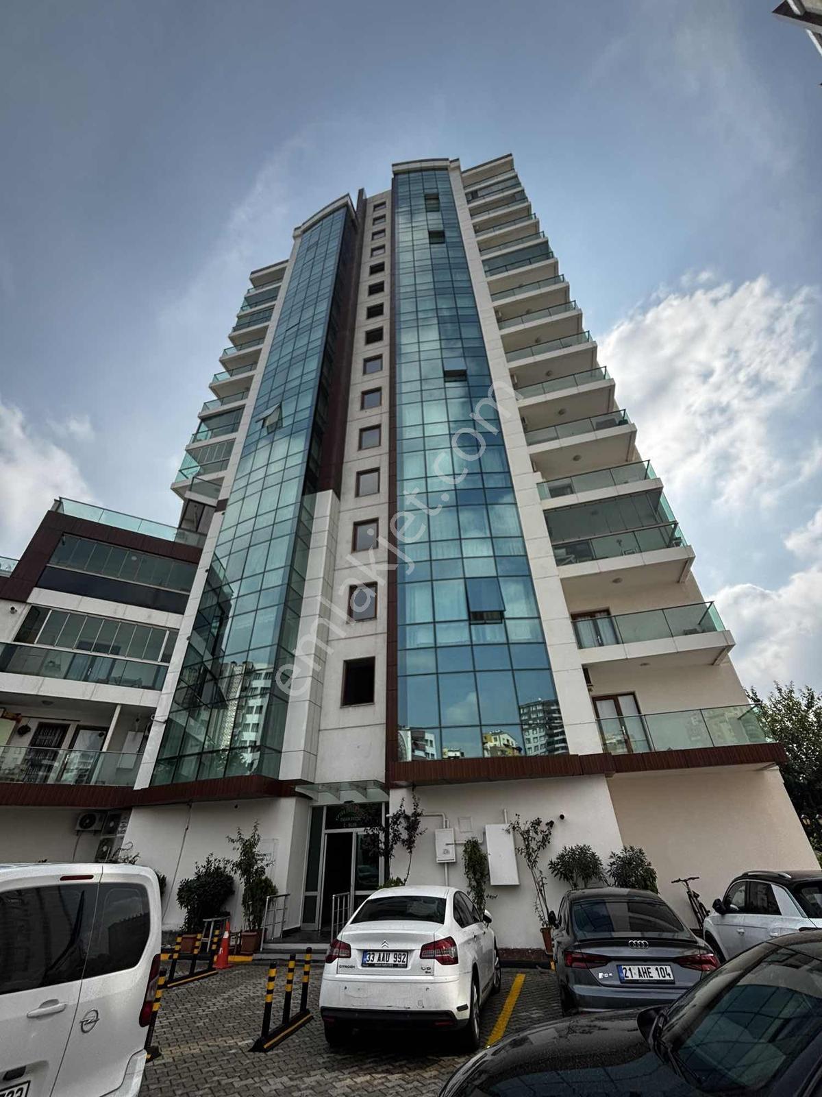 Satılık Lüks 4,5+1 Daire!