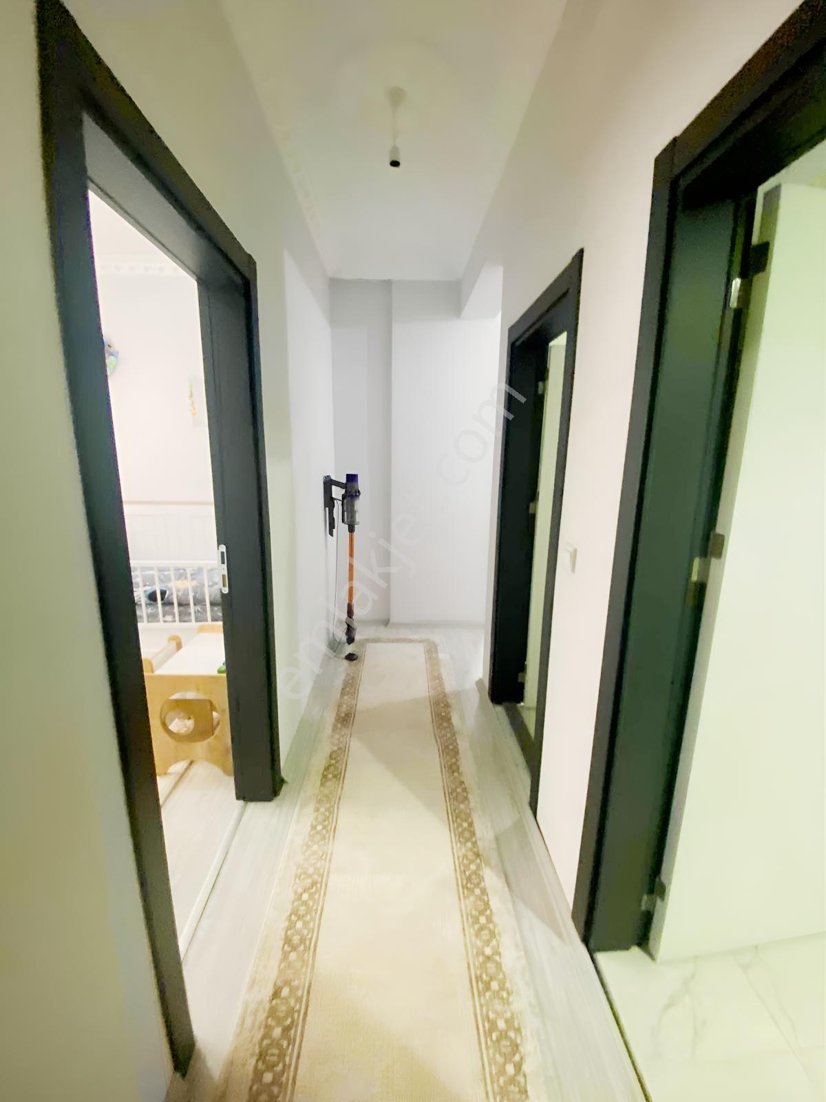 Yenişehir Kars Park Otel Karşısı Ara Kat Satılık 2 + 1 — fotoğraf 8