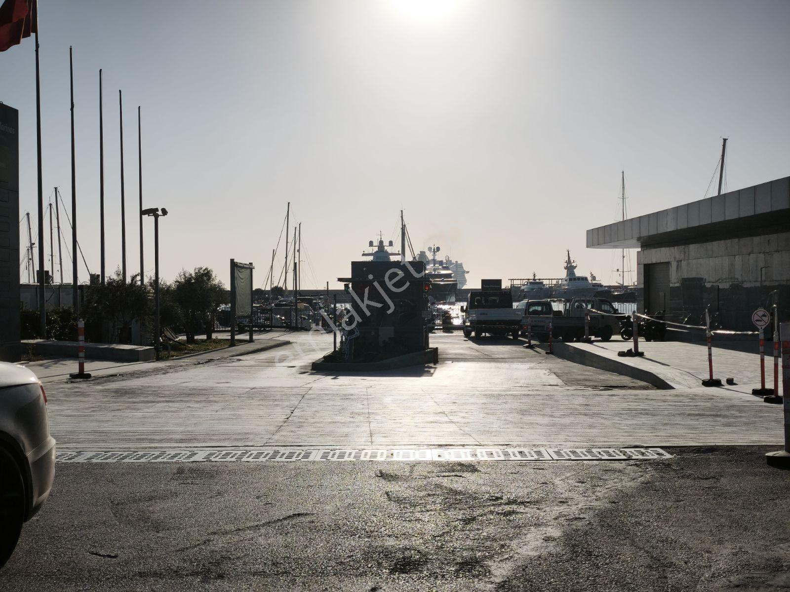 Kuşadası'nda Marina'ya 2 Dakika Mesafede Fırsat Daire Acilll — fotoğraf 29