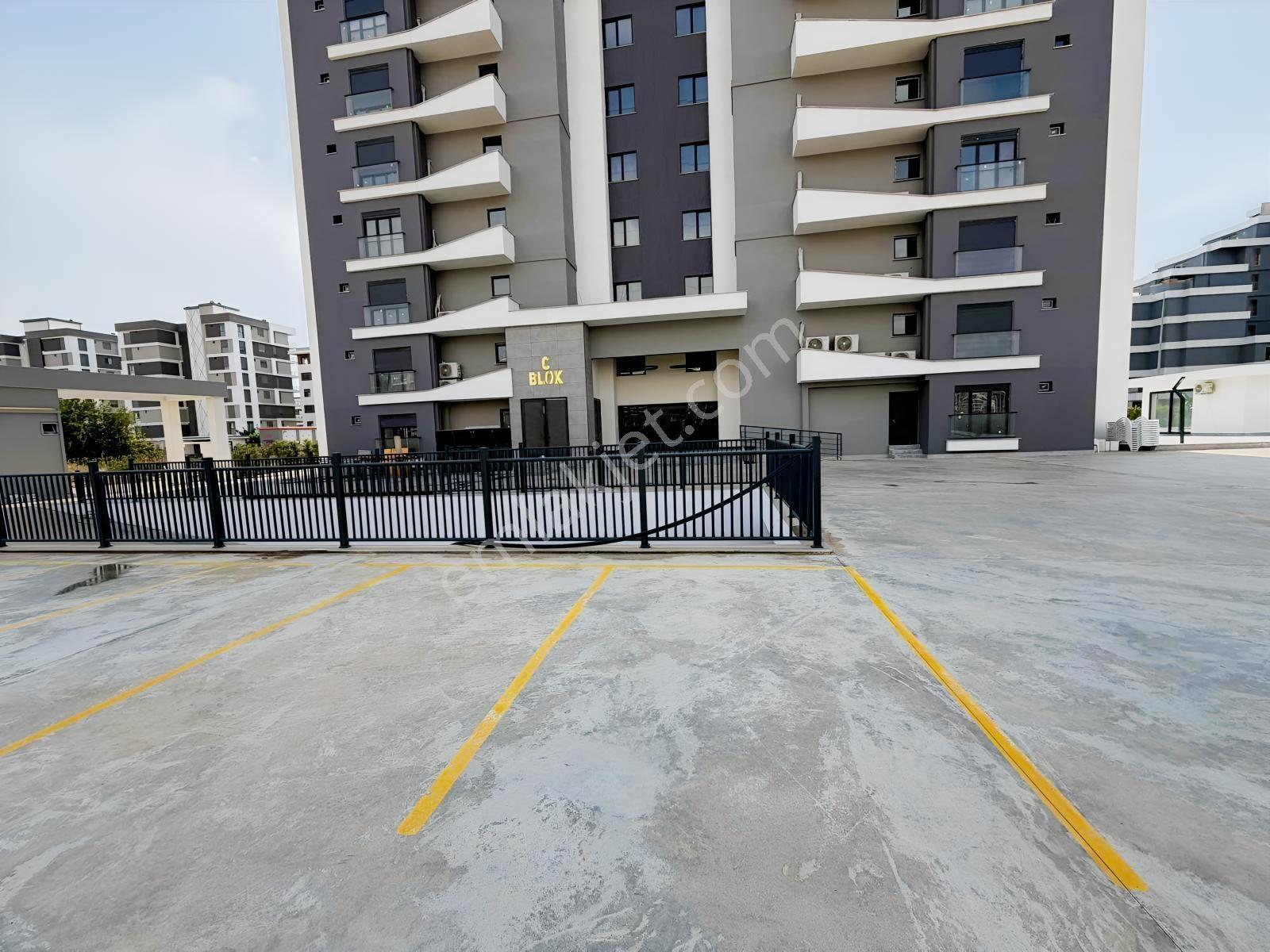 Aksu Altıntaş İşlek Cadde 2 + 1 Satılık Daire — fotoğraf 2