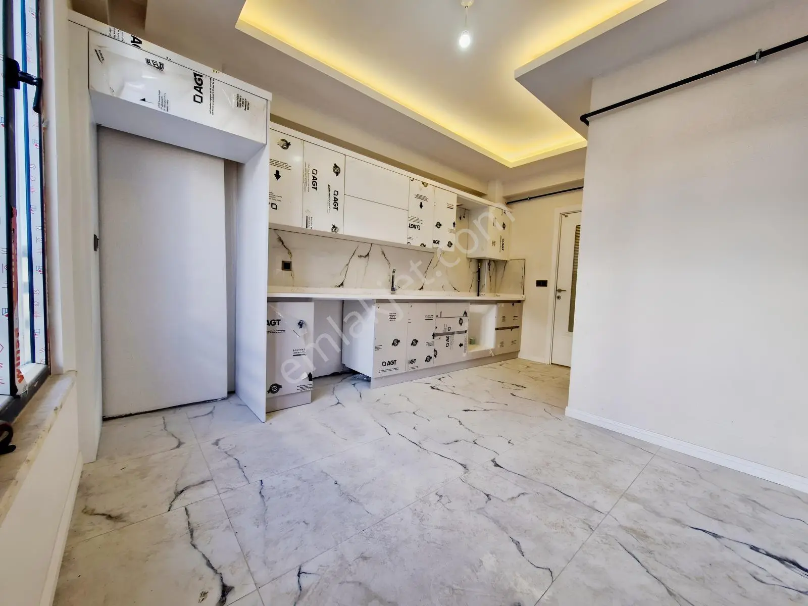 Ahmet Yesevi Cd.si Cephe 3,5+1 Sıfır Daire Vade Değerlendirilir — fotoğraf 3