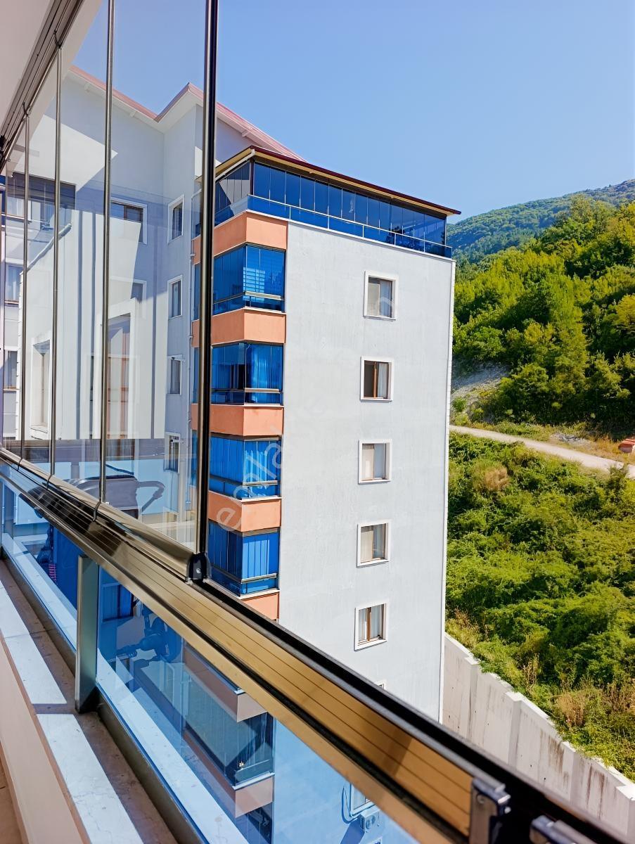 Sky Towers.8.Kat 72.M2.Ayrı+ Kapali Mutfakli + 1+1/ Daire