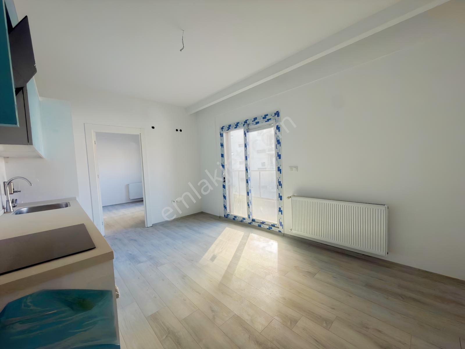 Çiğli Uğur Mumcu Kalevita Evleri Satılık 1+1 Daire — fotoğraf 5