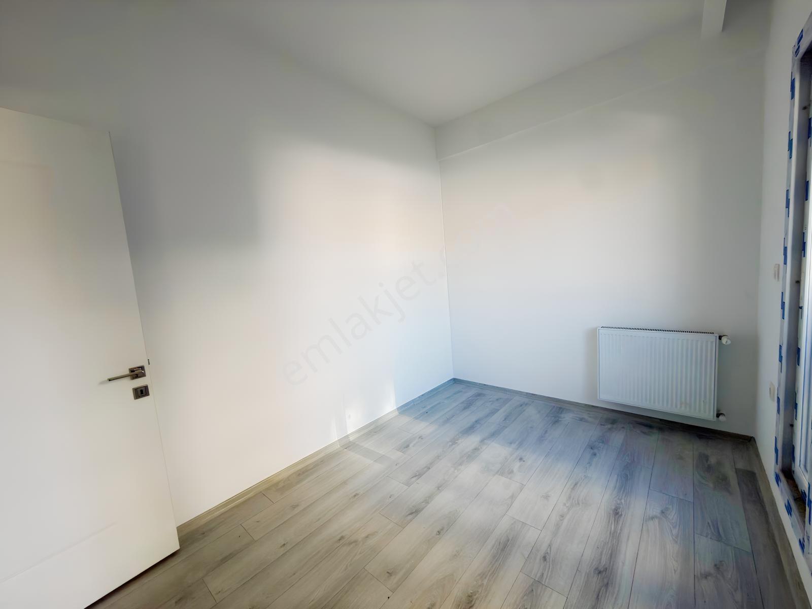 Çiğli Uğur Mumcu Kalevita Evleri Satılık 1+1 Daire — fotoğraf 14