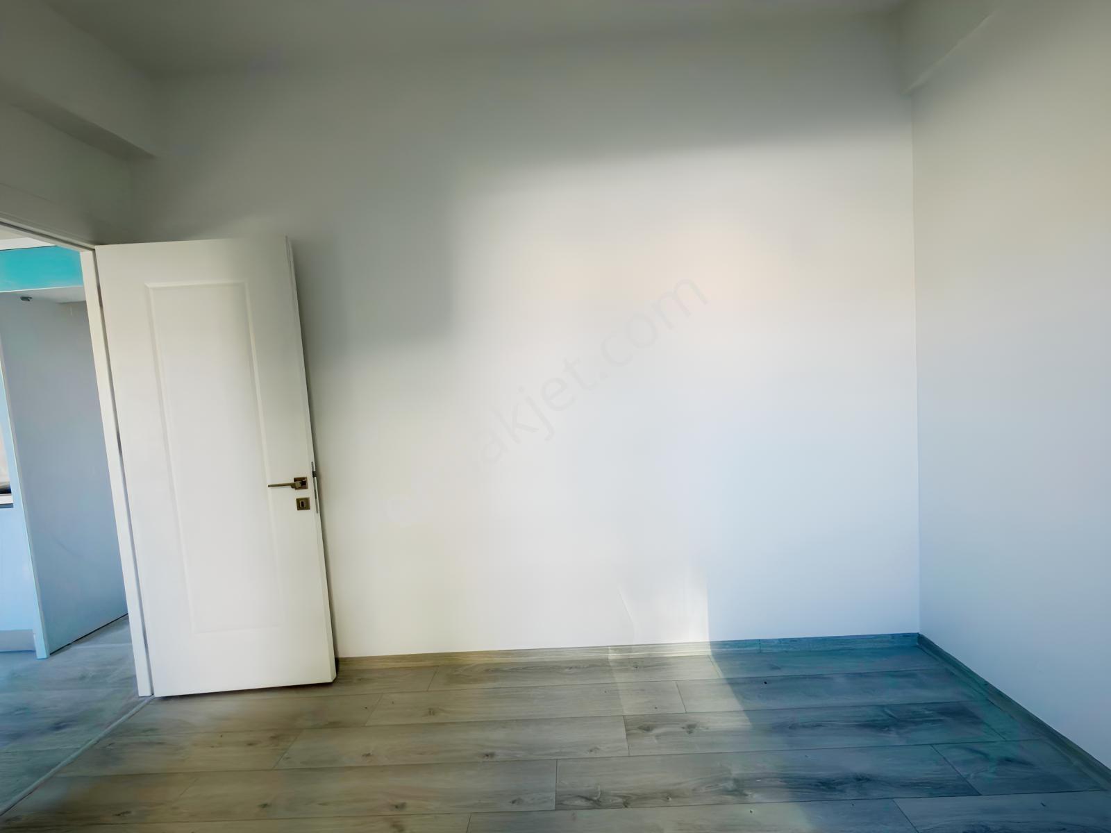 Çiğli Uğur Mumcu Kalevita Evleri Satılık 1+1 Daire — fotoğraf 15