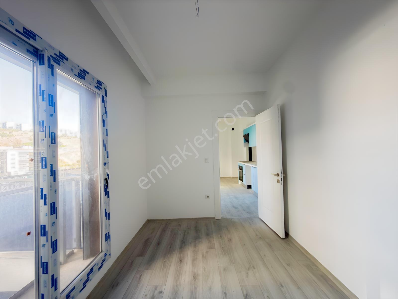 Çiğli Uğur Mumcu Kalevita Evleri Satılık 1+1 Daire — fotoğraf 17