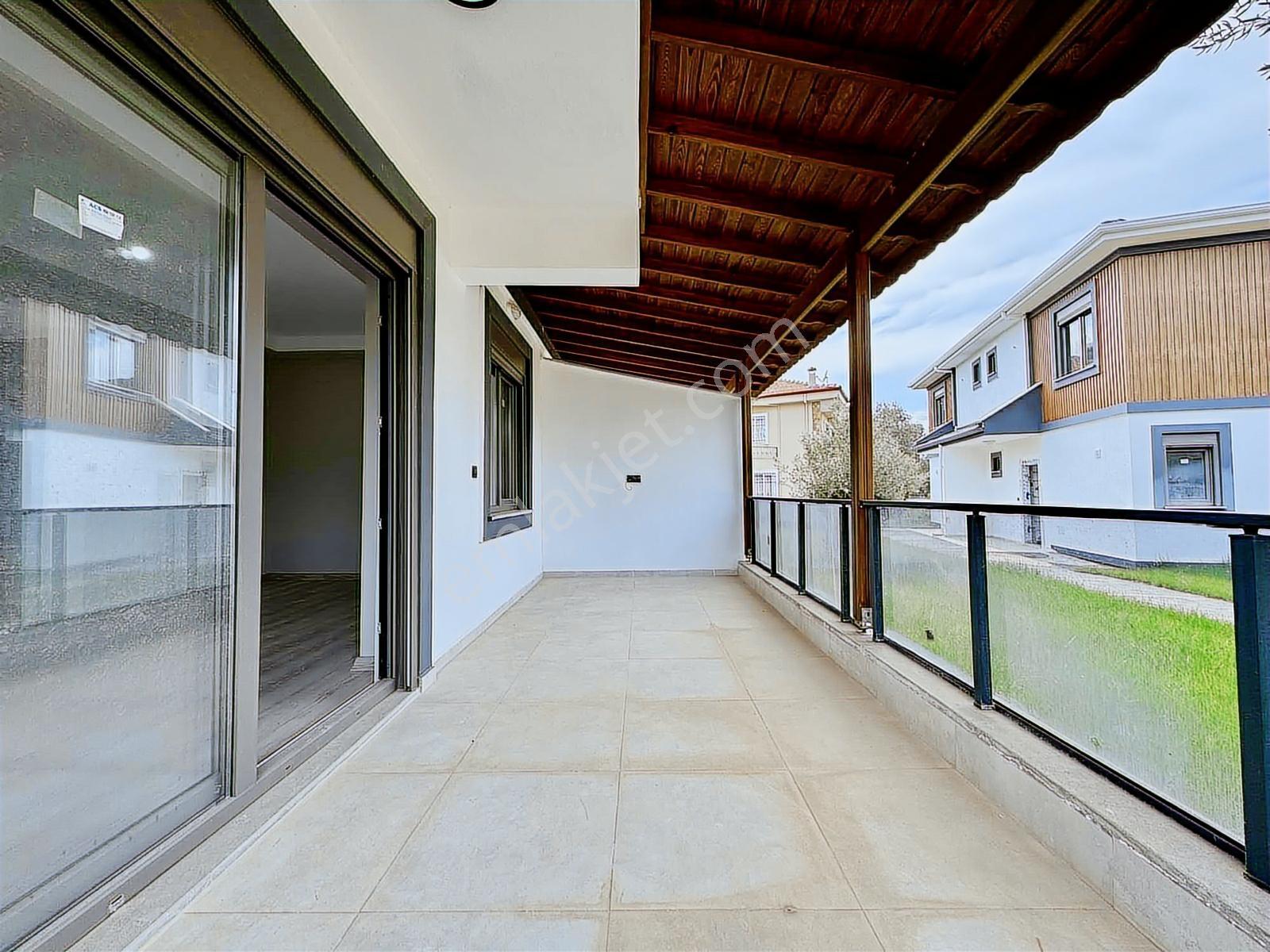 Avcı'dan 3+1 Denize 150 Mt Sıfır Villa — fotoğraf 4