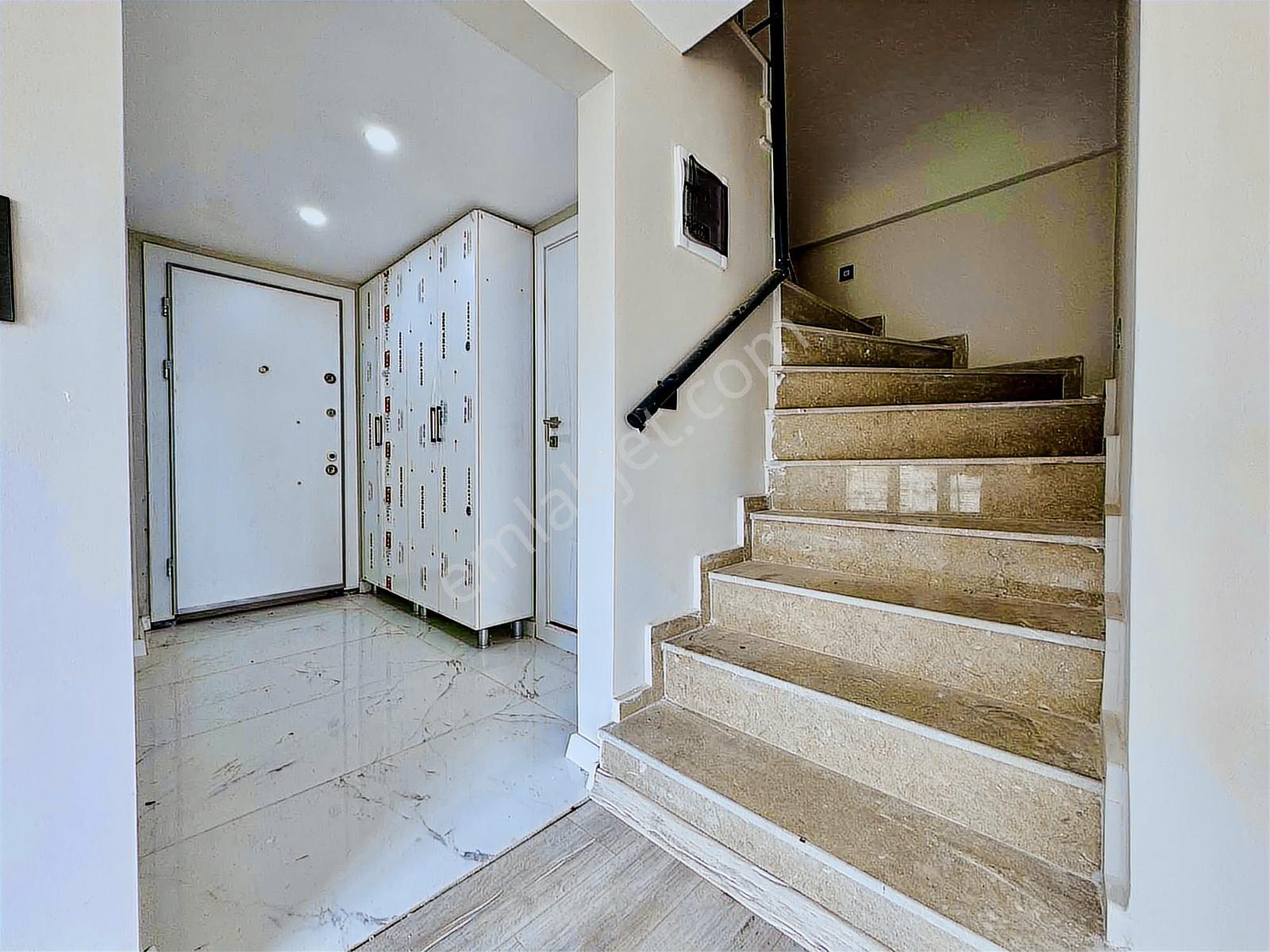 Avcı'dan 3+1 Denize 150 Mt Sıfır Villa — fotoğraf 5