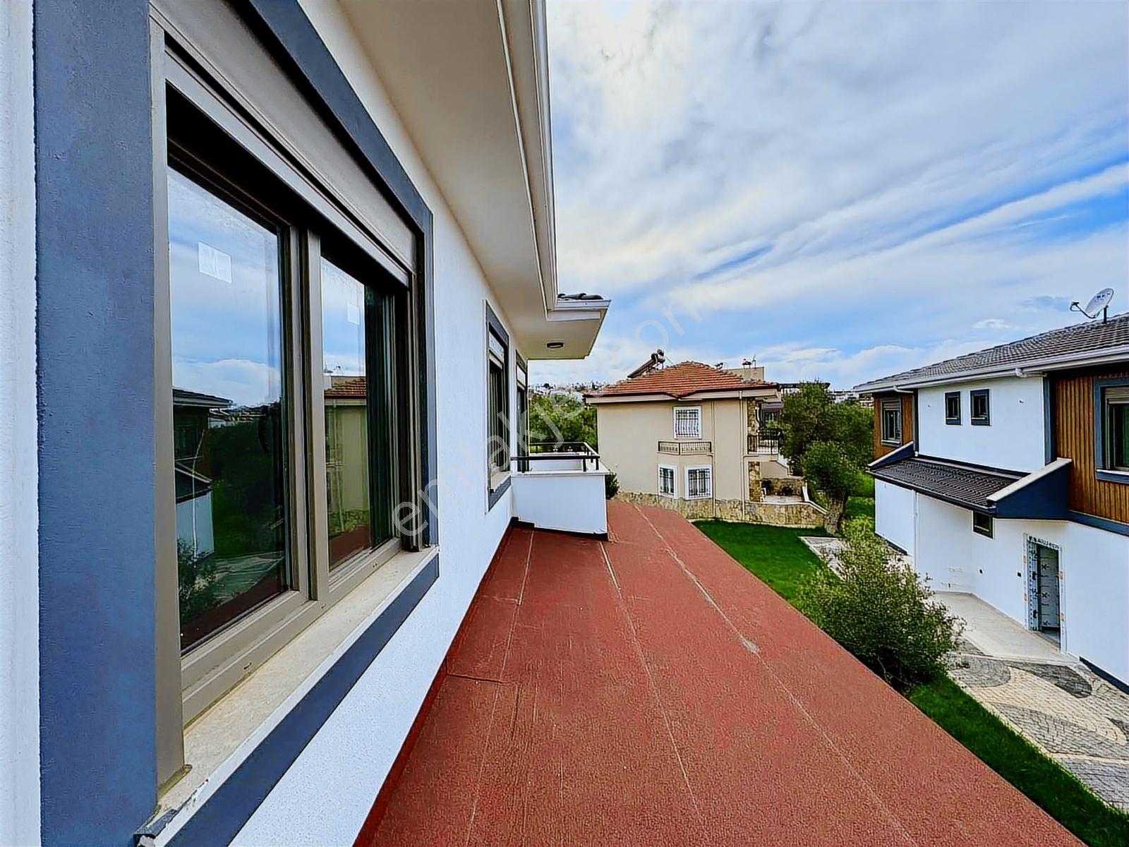 Avcı'dan 3+1 Denize 150 Mt Sıfır Villa — fotoğraf 9