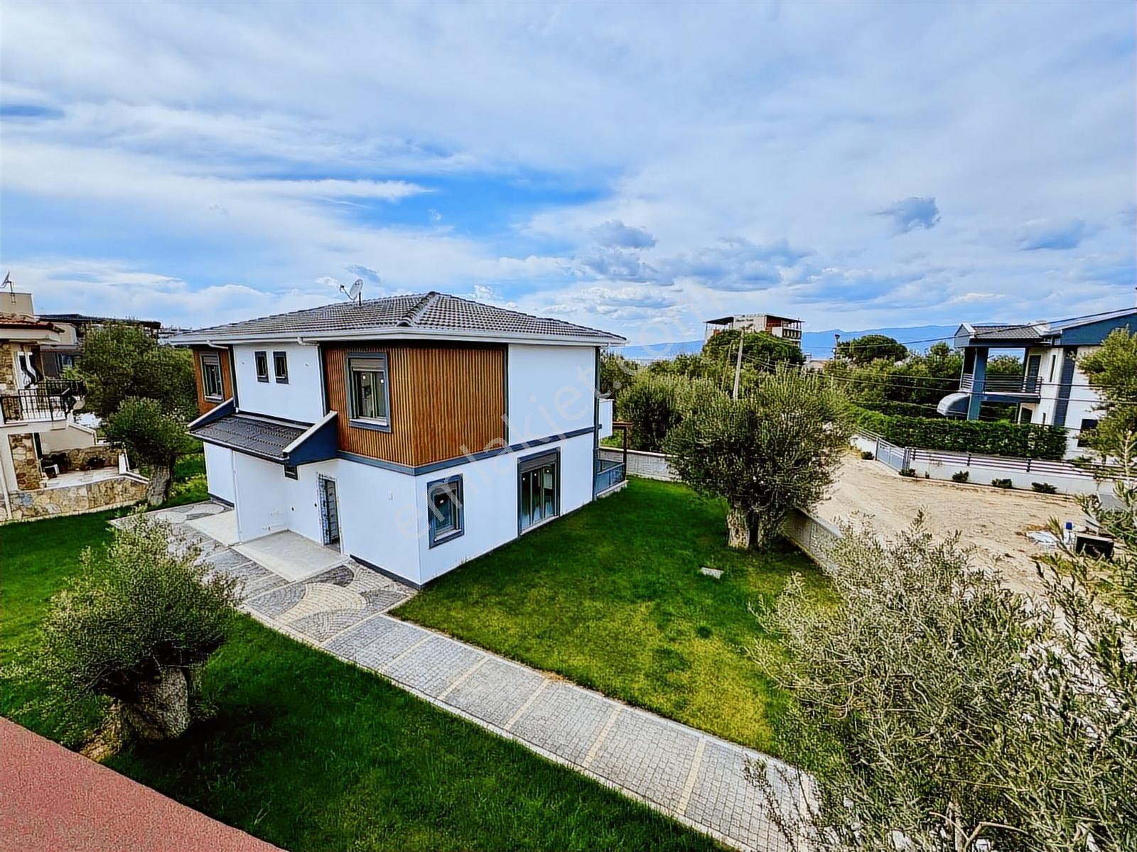 Avcı'dan 3+1 Denize 150 Mt Sıfır Villa — fotoğraf 10