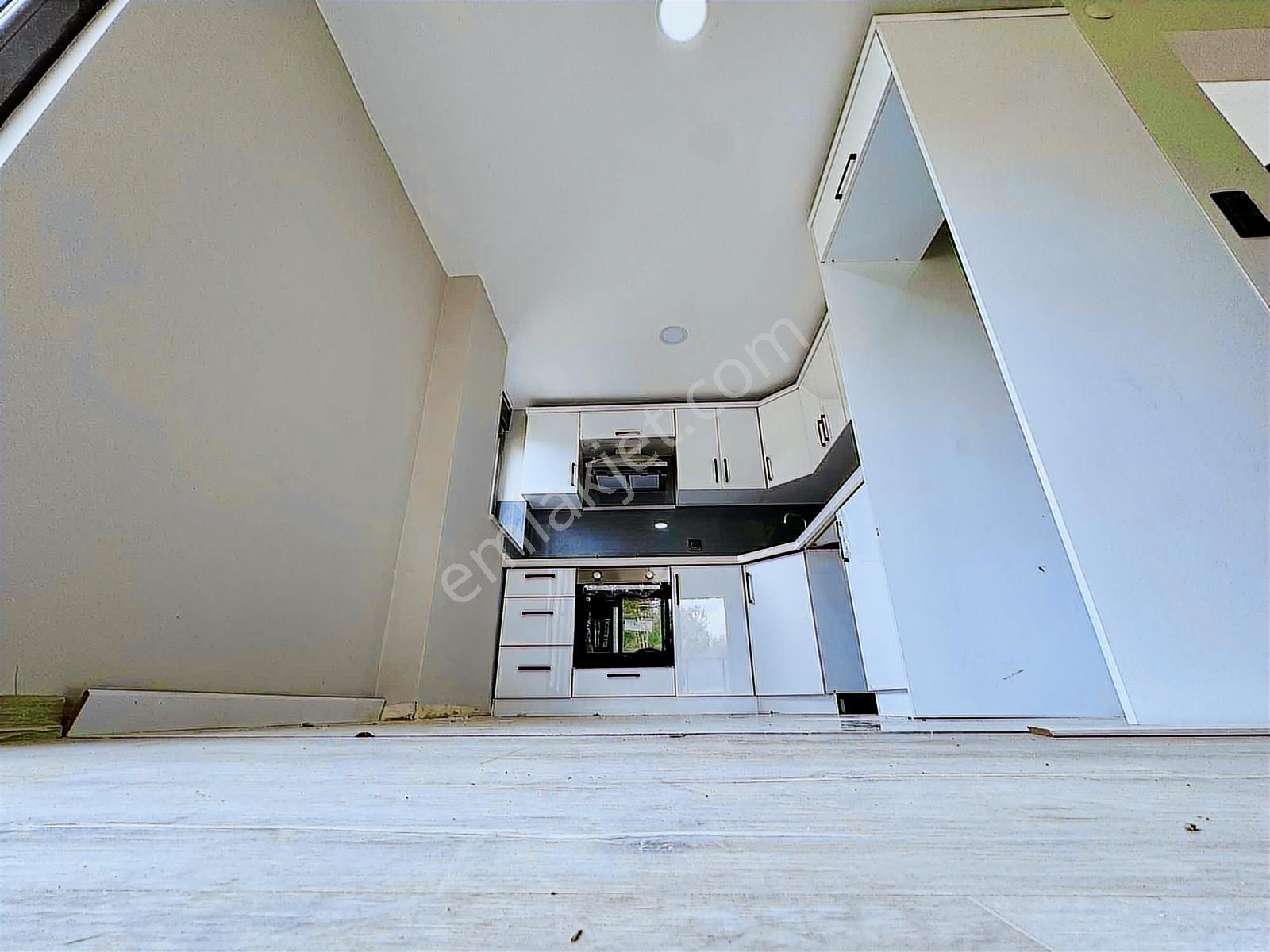 Avcı'dan 3+1 Denize 150 Mt Sıfır Villa — fotoğraf 24