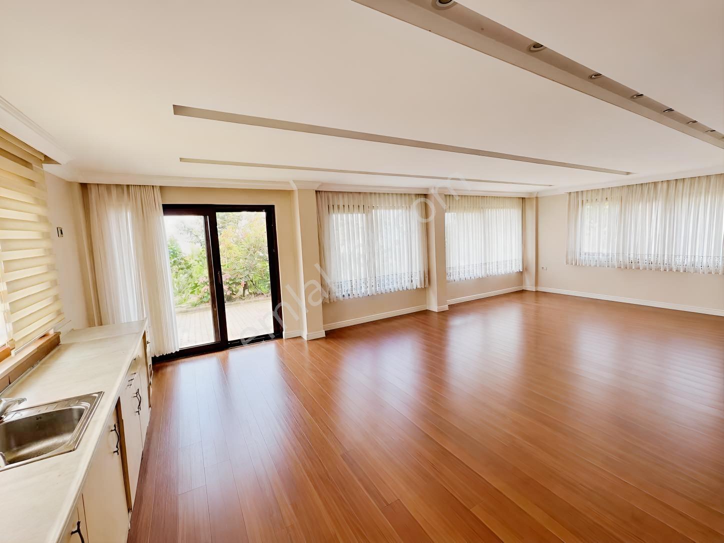 Trabzon Uğurlu'da 300 M² 3 Katlı Müstakil Villa Ve Bahçe — fotoğraf 11