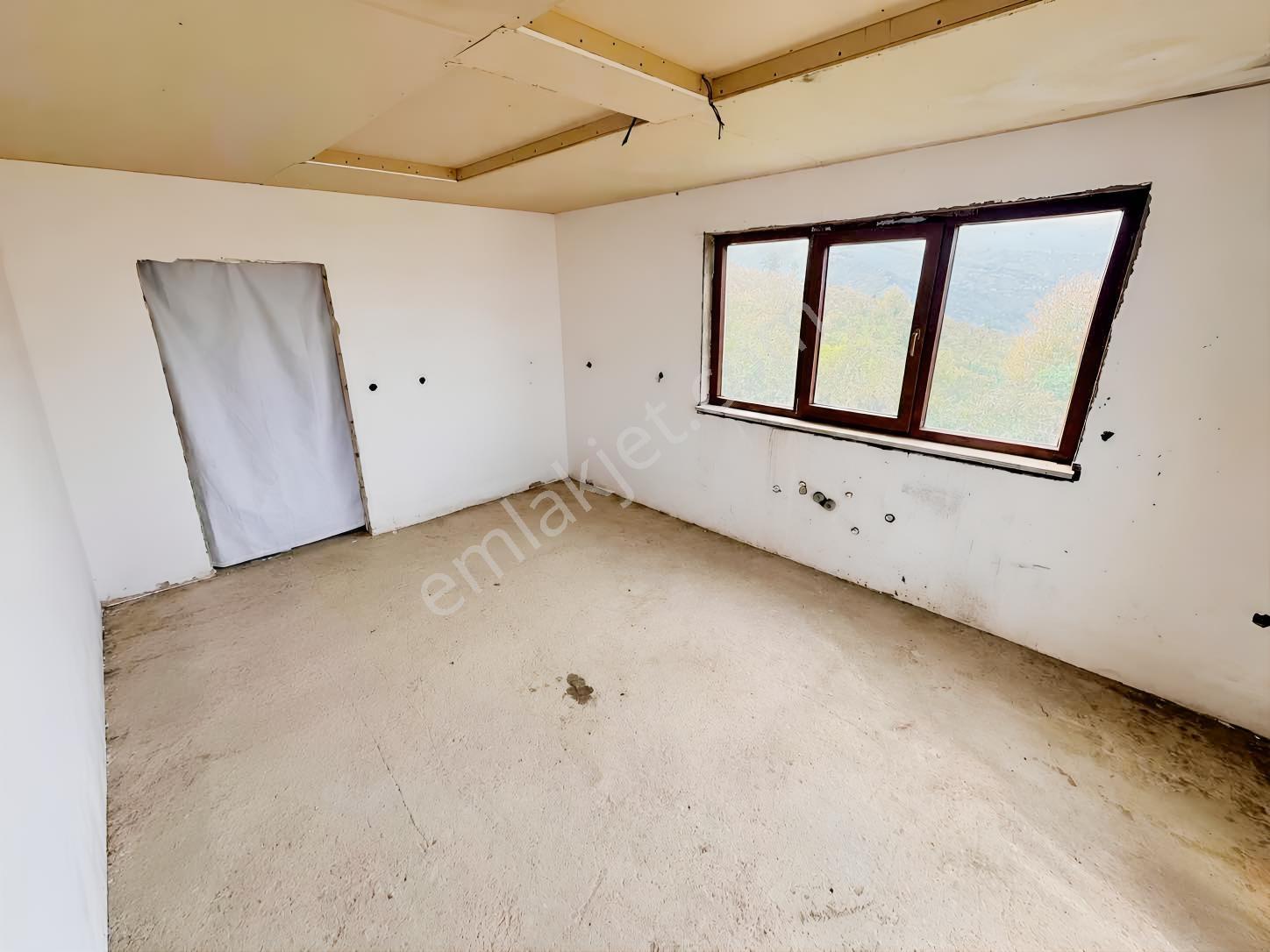 Trabzon Uğurlu'da 300 M² 3 Katlı Müstakil Villa Ve Bahçe — fotoğraf 16