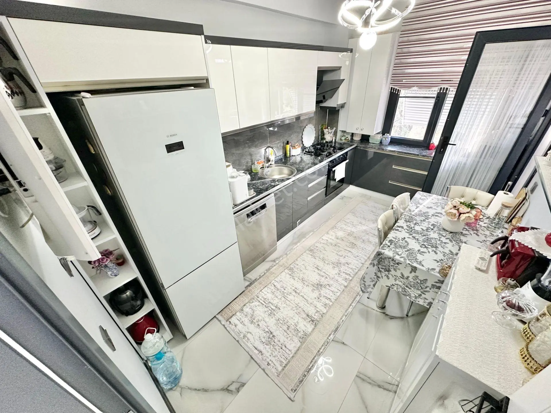 ꧁ay Emlaktan꧂kadıköy'de Arakat Ön Cephe Satılık 2+1 Şık Tasarımlı Lüks Daire — fotoğraf 3